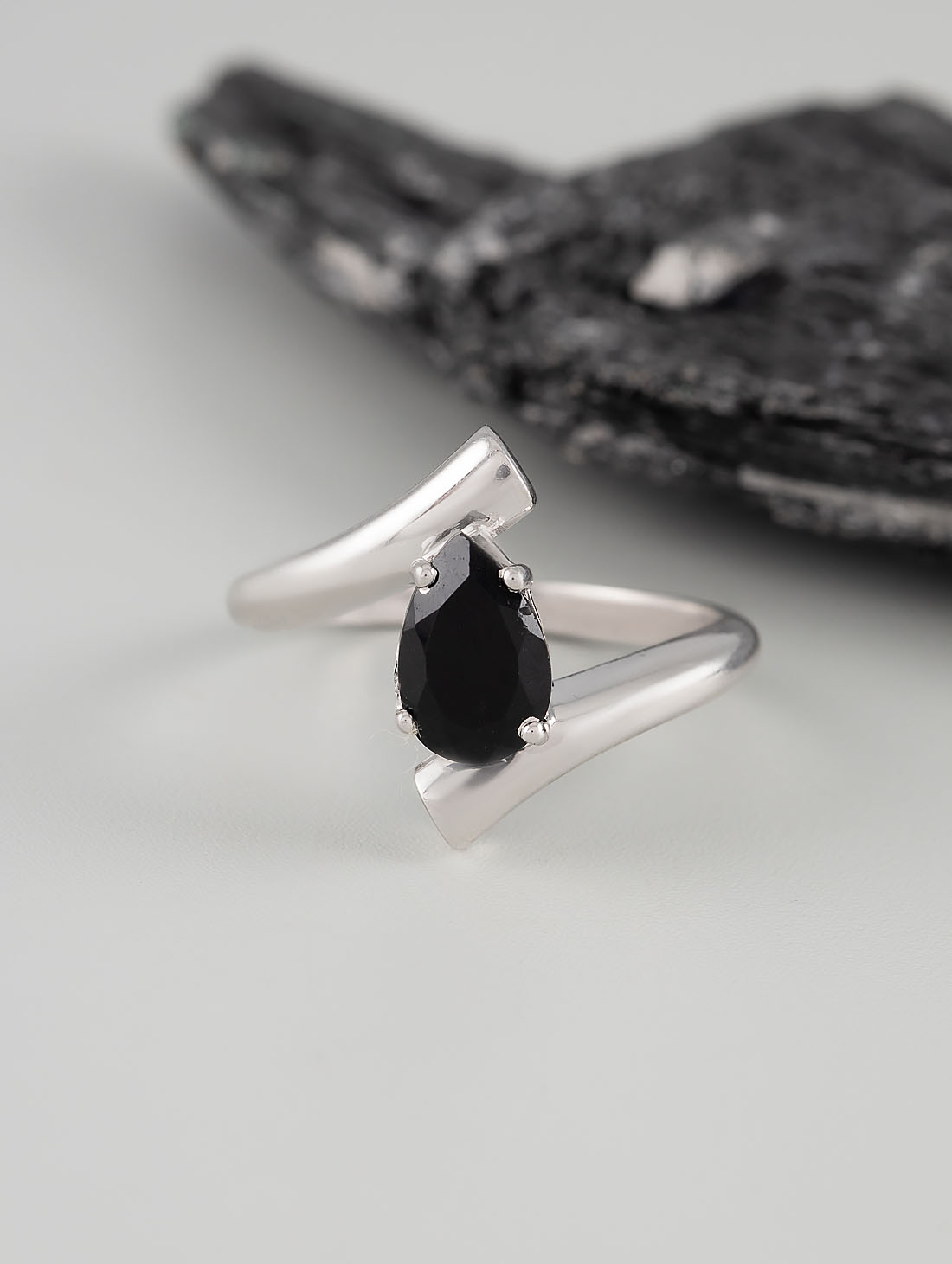 13048 Кольцо (Ag 925)