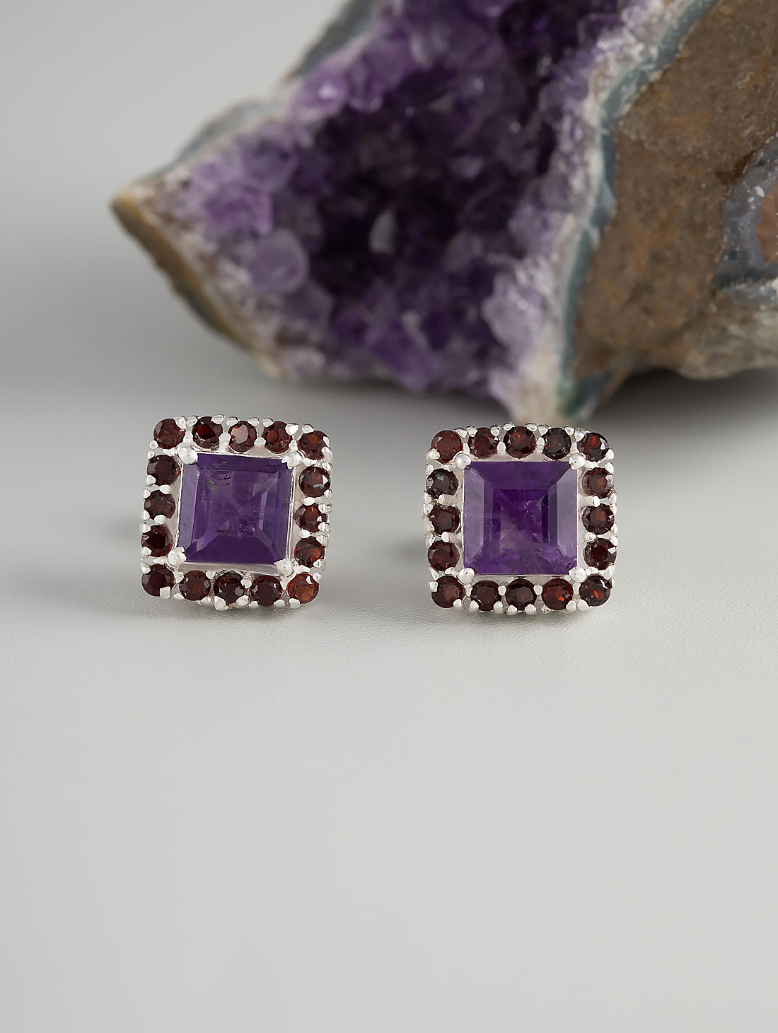 9482 Серьги пуссеты (Ag 925)