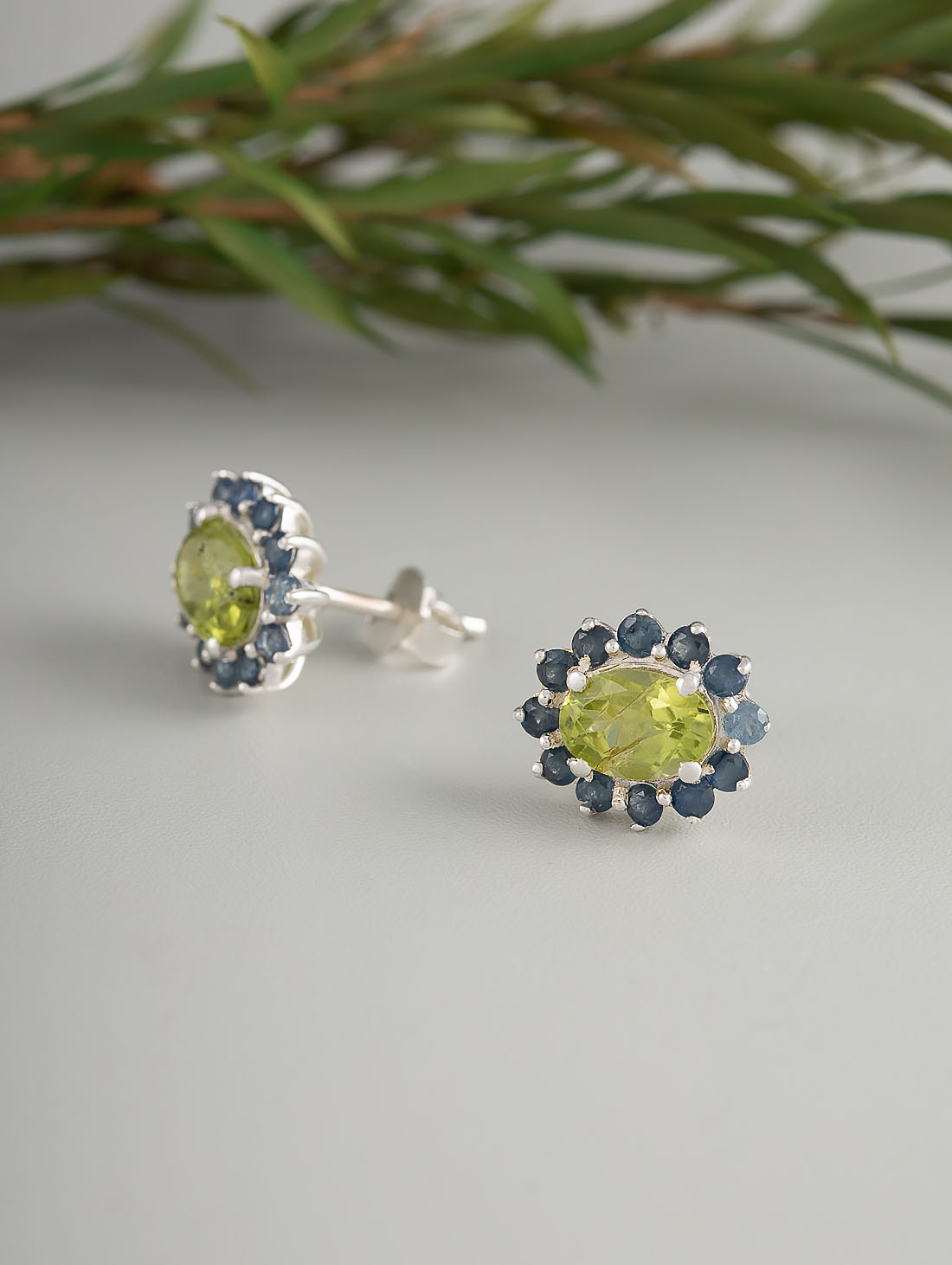 9409 Серьги пуссеты (Ag 925)