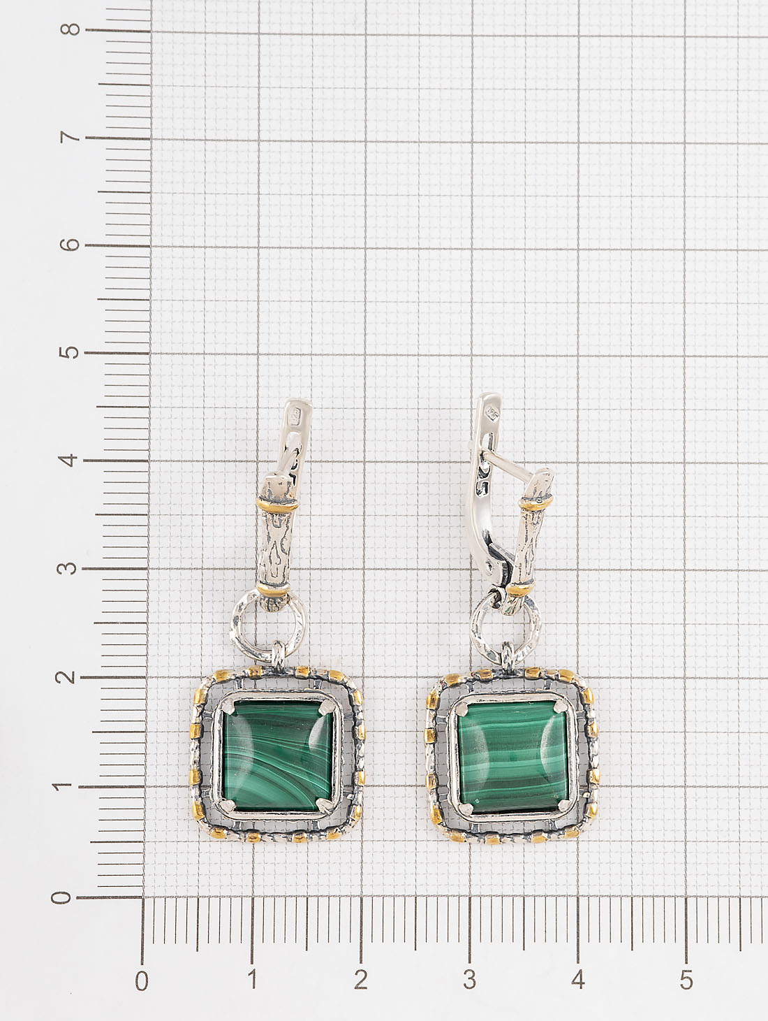 Err1324z Малахит Серьги (Ag 925)