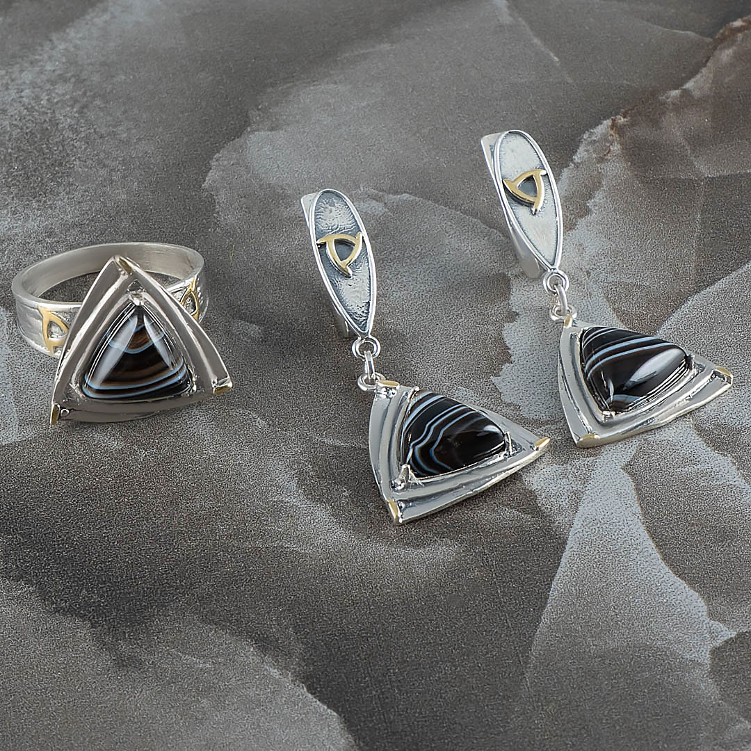 Err1337z1 Агат Серьги (Ag 925)