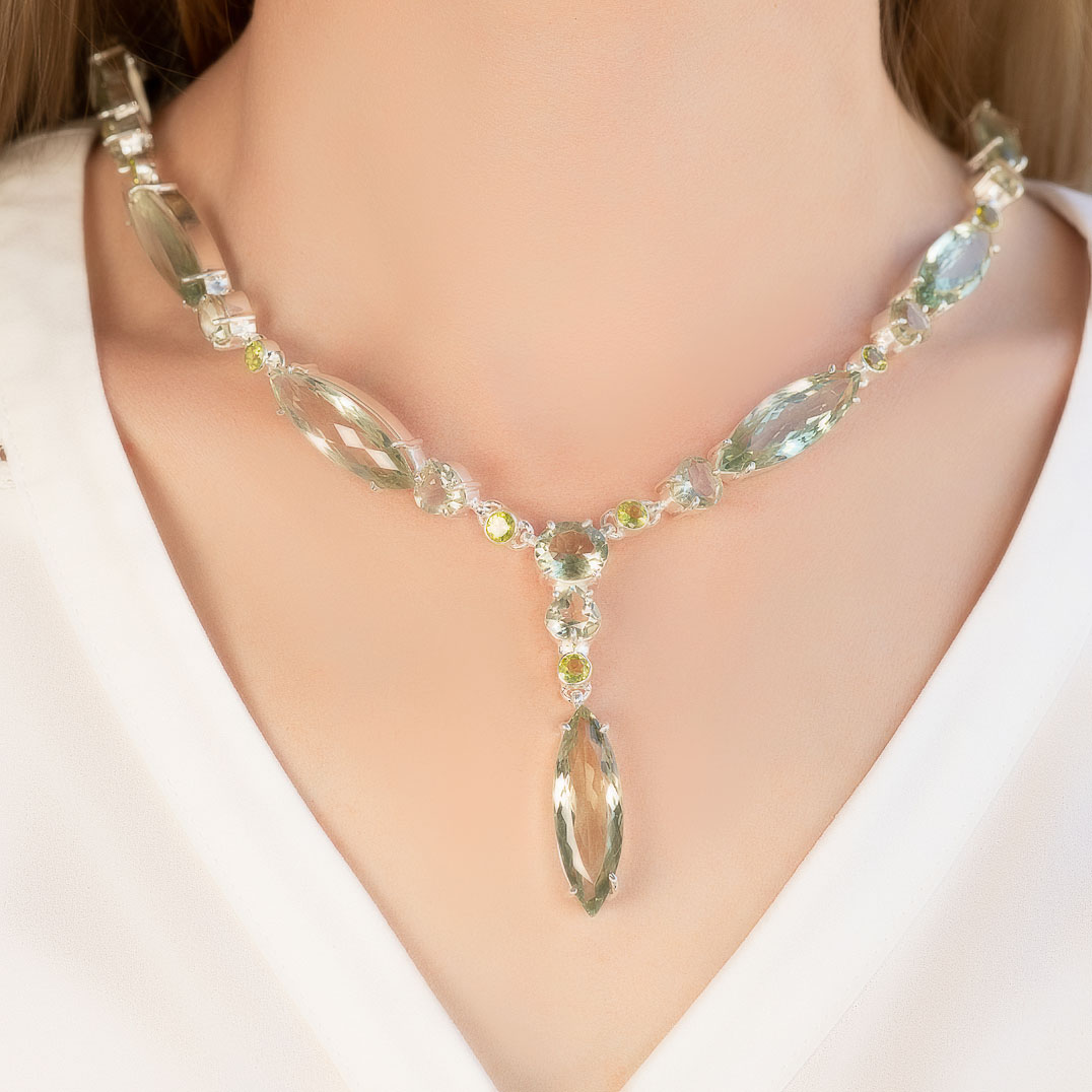 1300135 Колье (Ag 925)