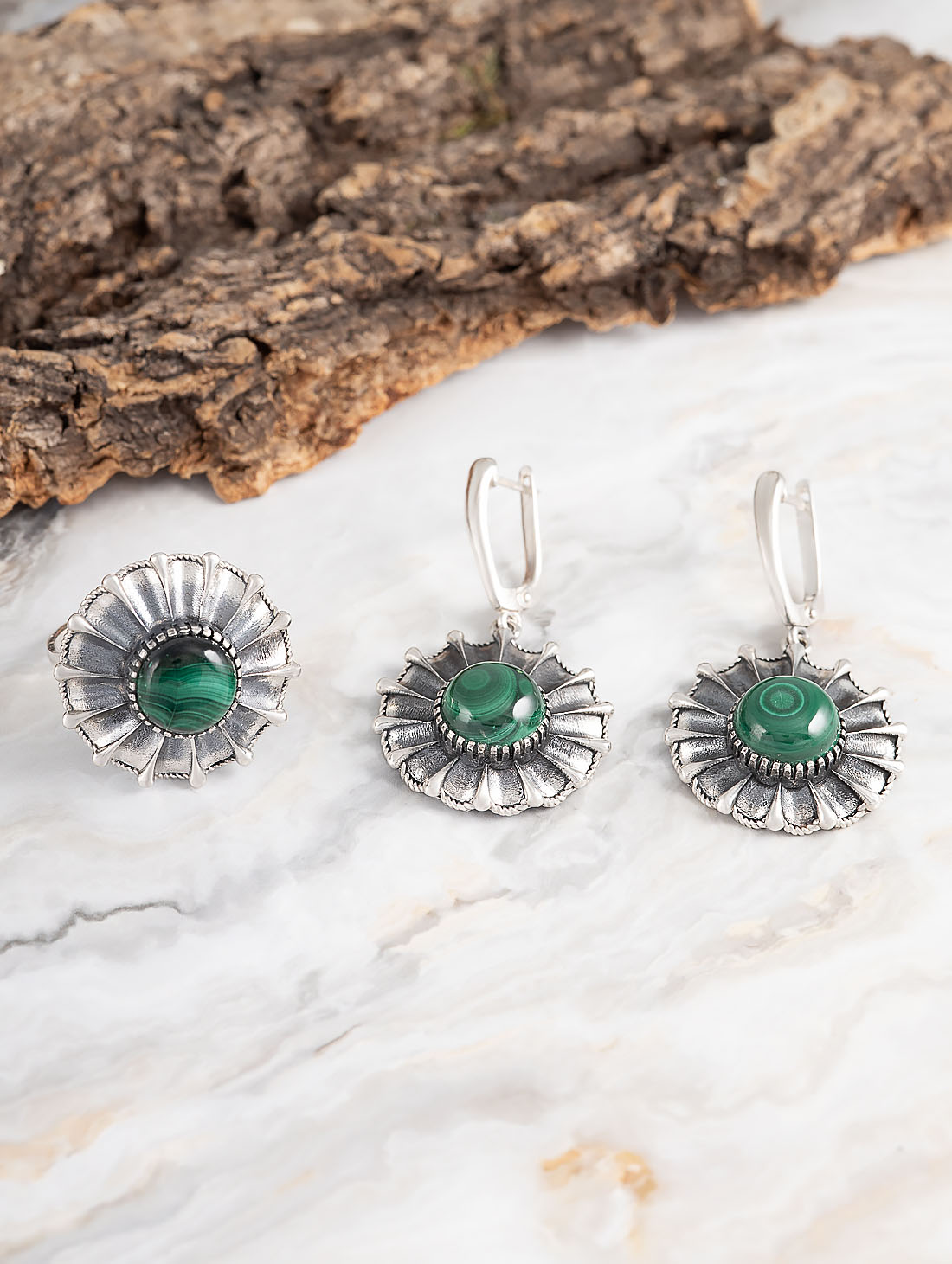 Rrr1478z Малахит Кольцо (Ag 925)