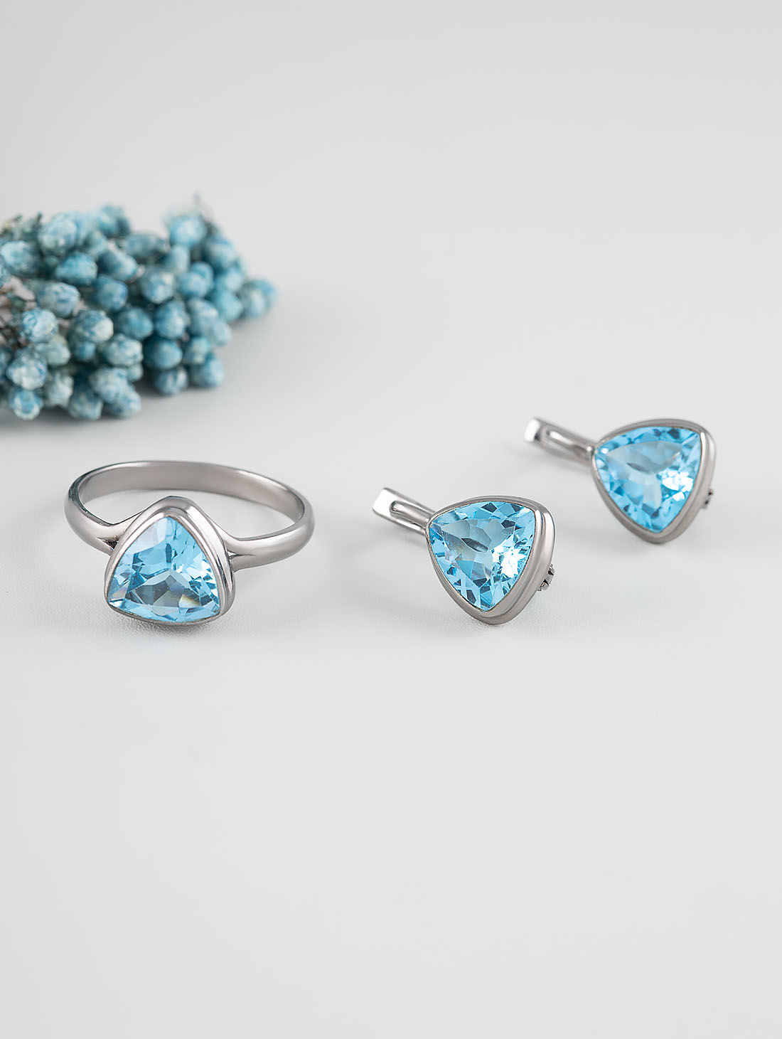 77872 Кольцо (Ag 925)