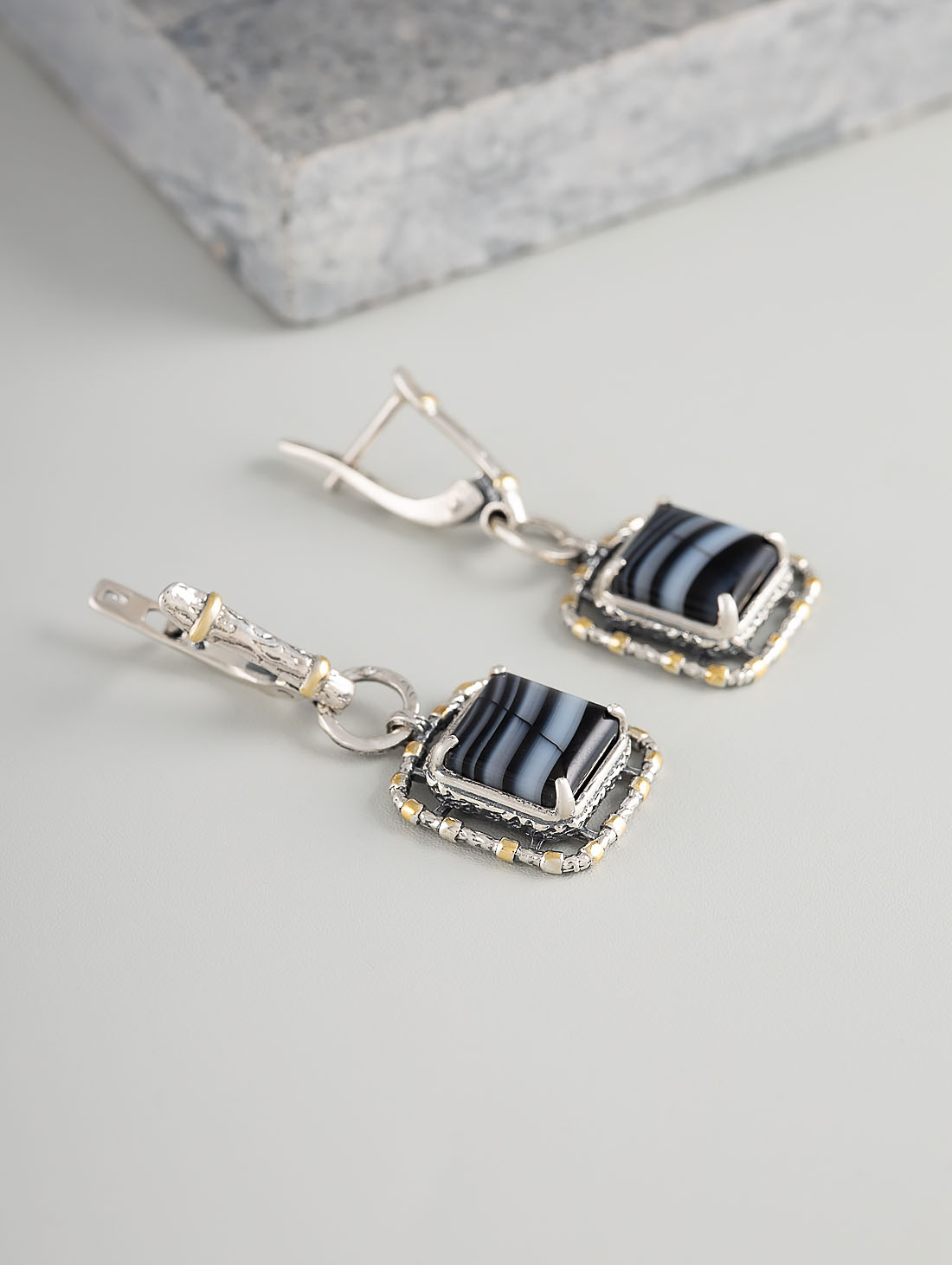 Err1324z Агат Серьги (Ag 925)