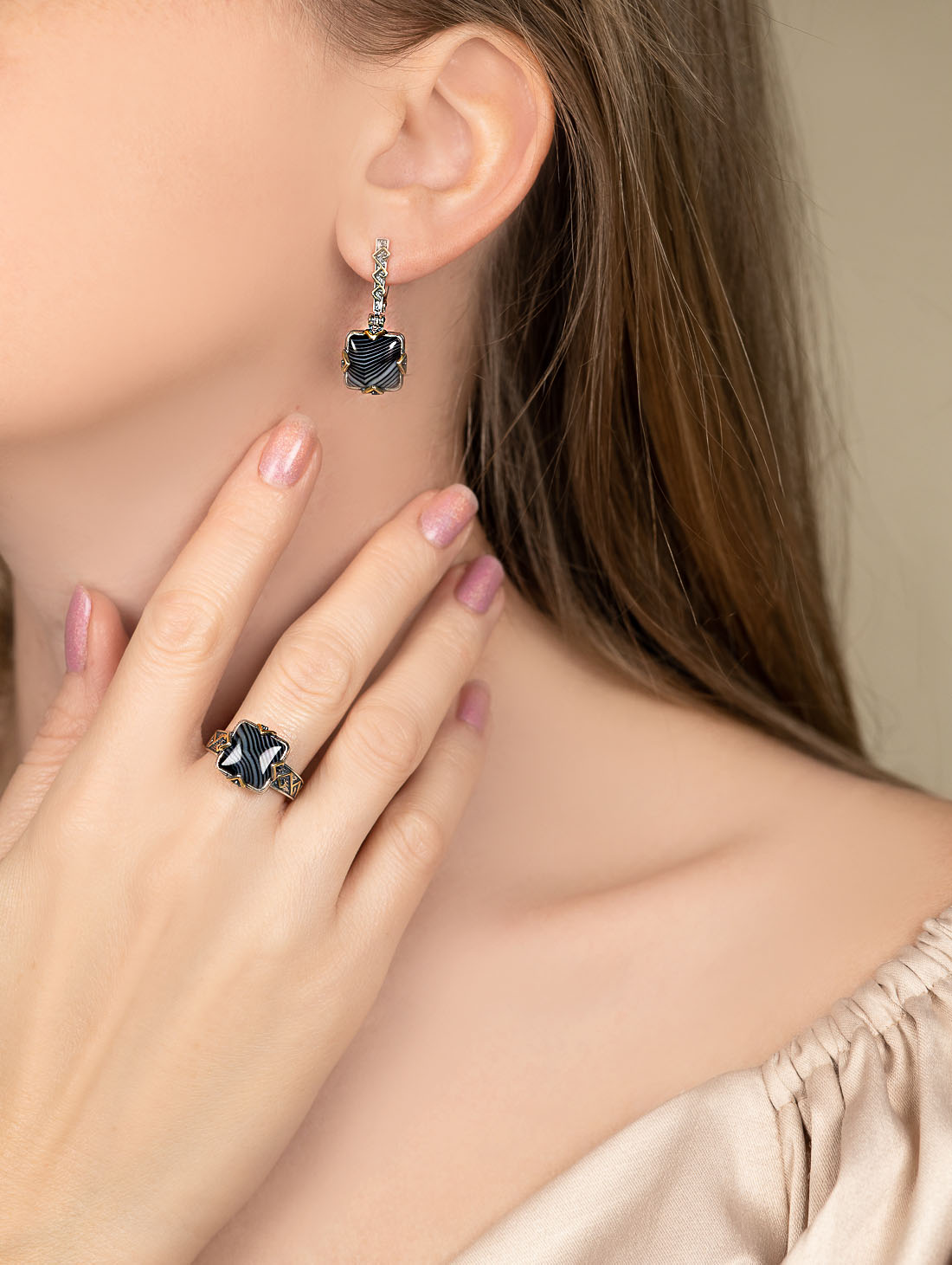 Err1286z Агат Серьги (Ag 925)