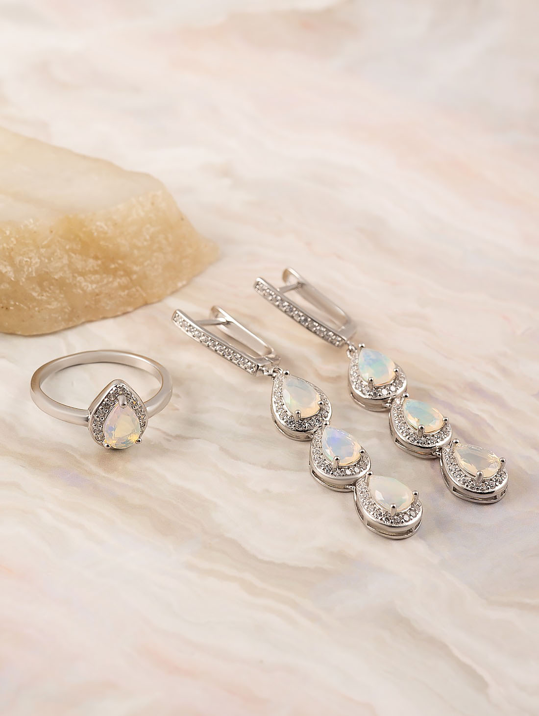 98275 Кольцо (Ag 925)