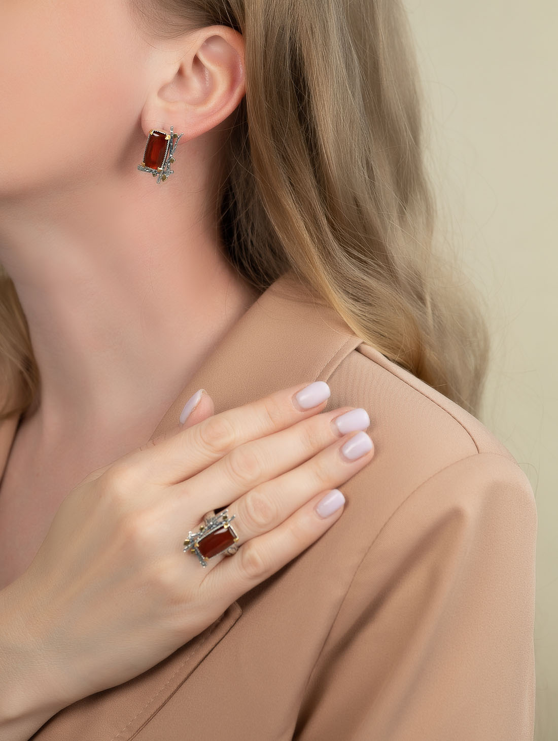 Err1456z Сердолик Серьги (Ag 925)