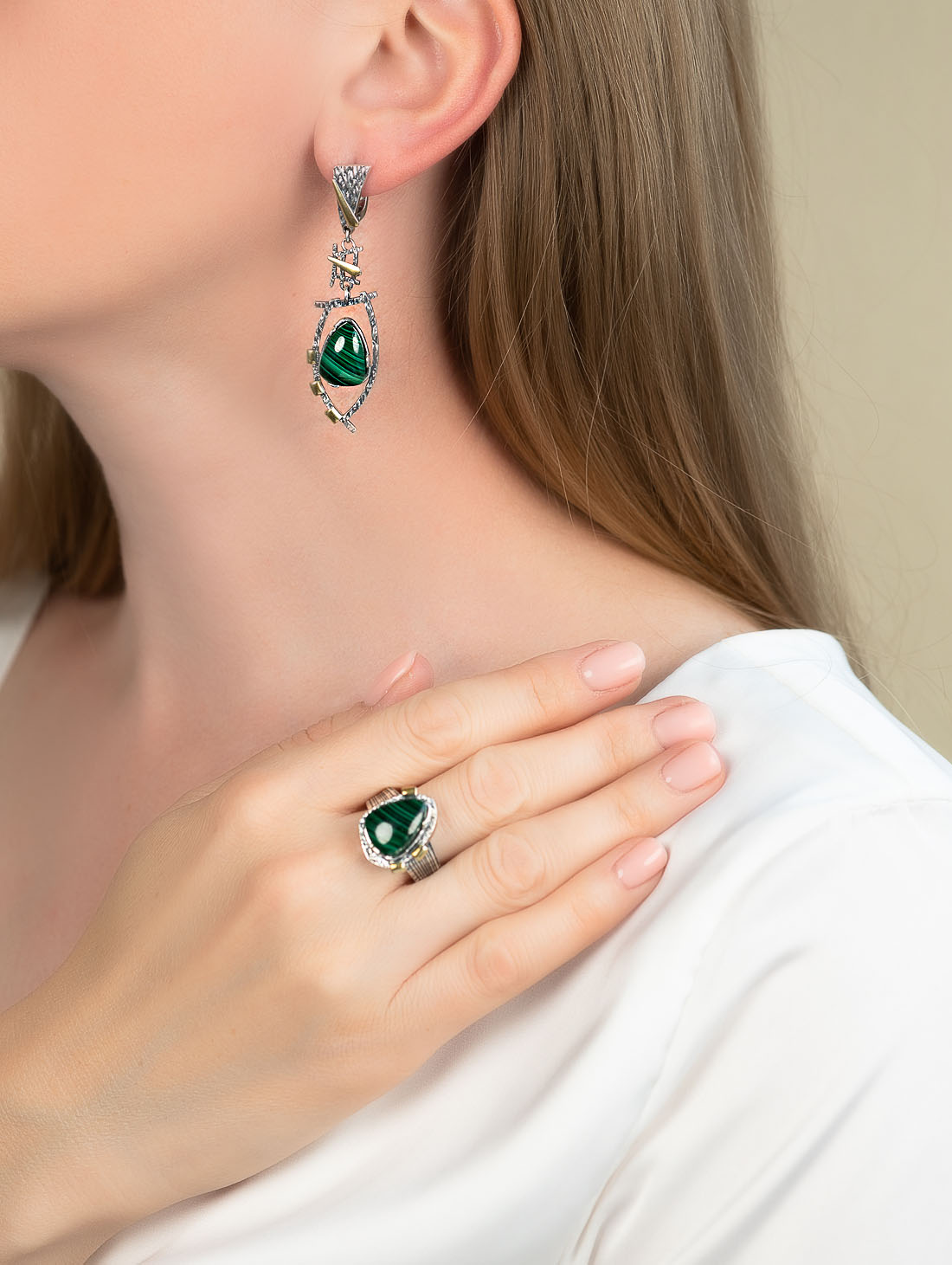 Err1462z Малахит Серьги (Ag 925)