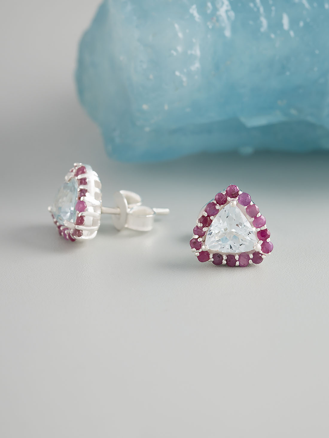 9488 Серьги пуссеты (Ag 925)