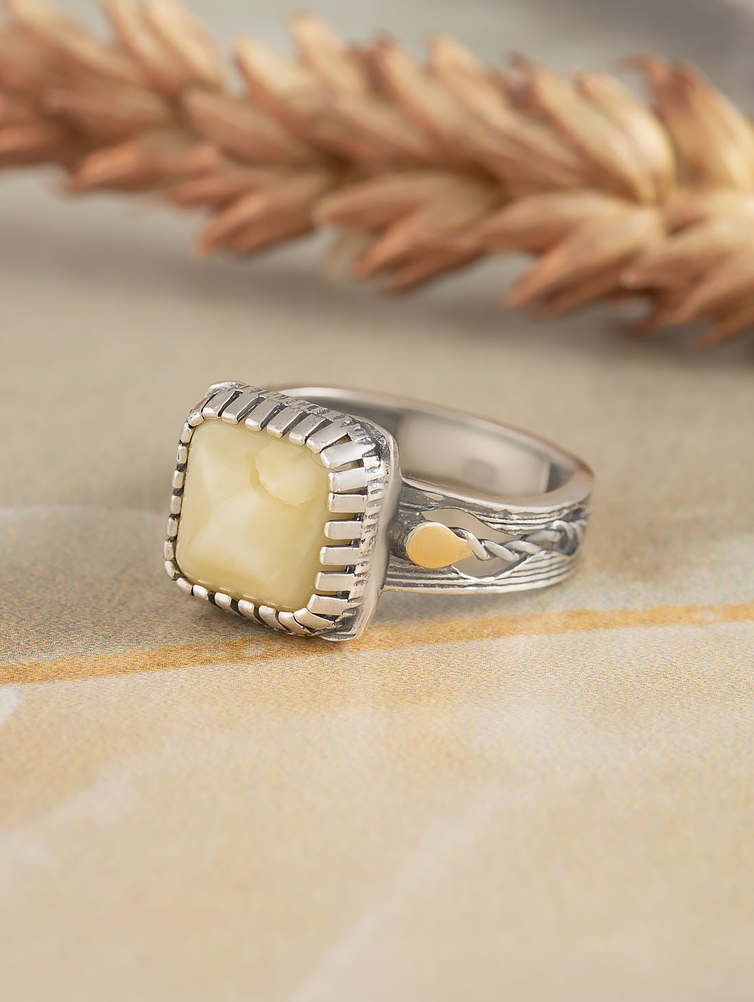 Rrr1505z Янтарь Кольцо (Ag_925)