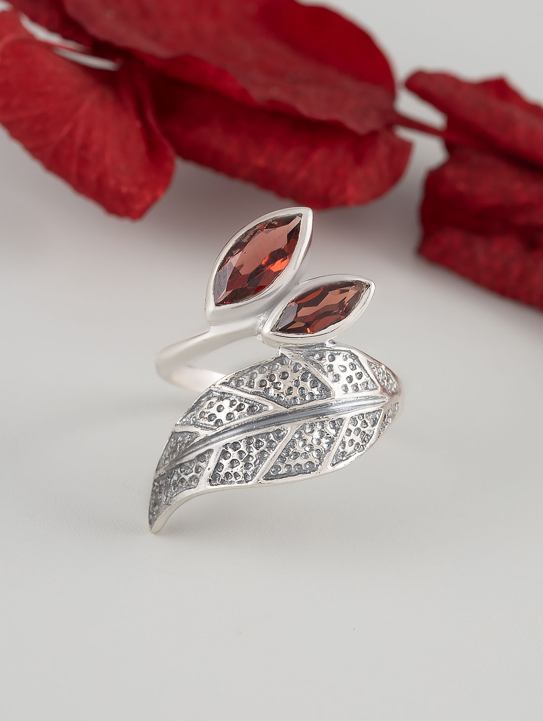 13031 Кольцо (Ag 925)