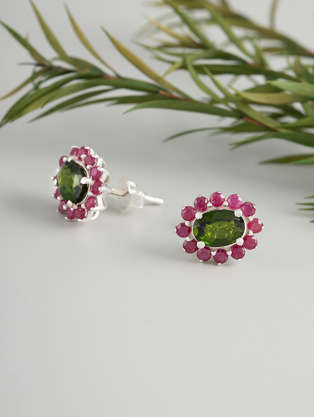 9404 Серьги пуссеты (Ag 925)