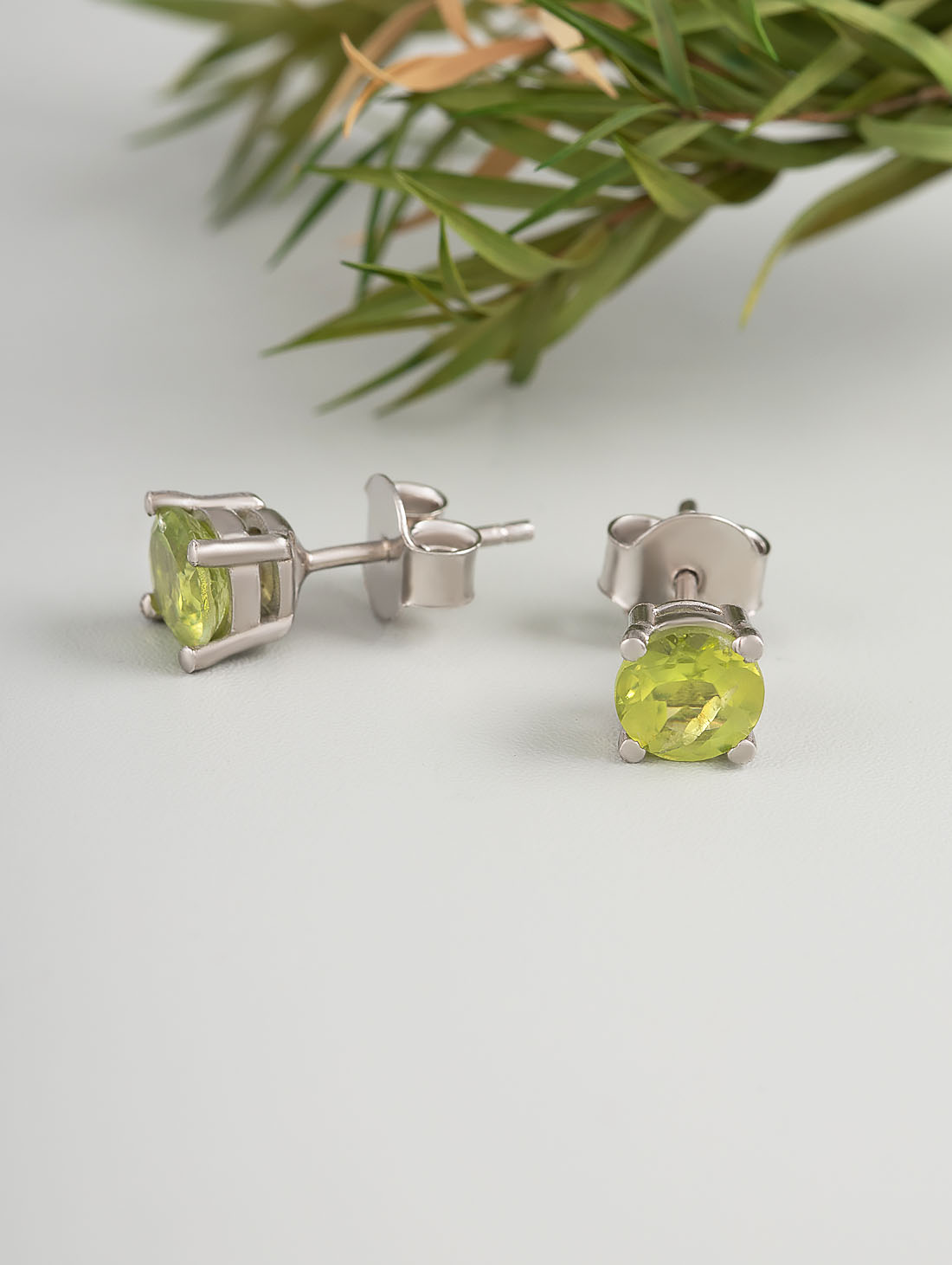 9351 Серьги пуссеты (Ag 925)