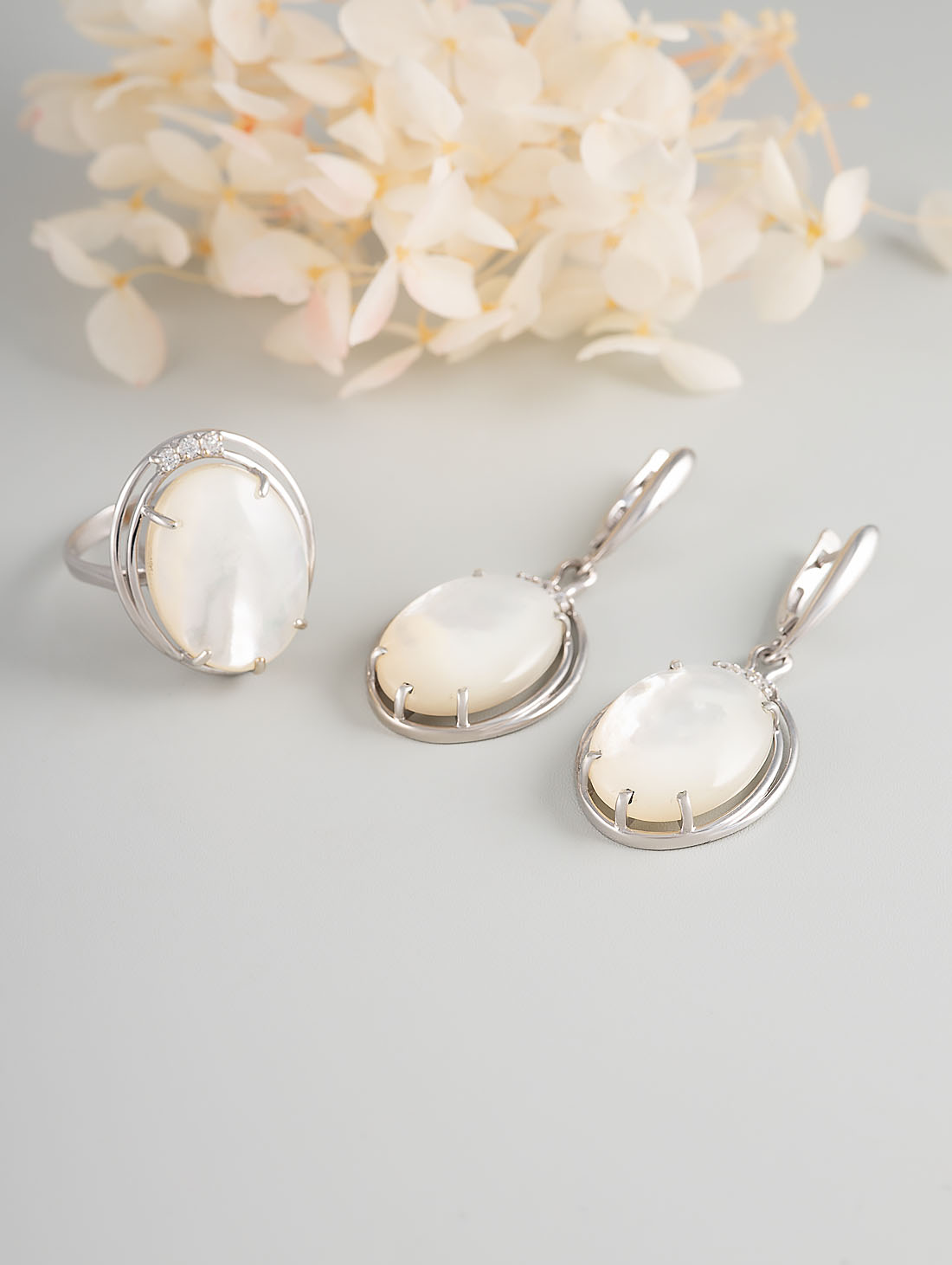 1553R Перламутр Серьги (Ag 925)