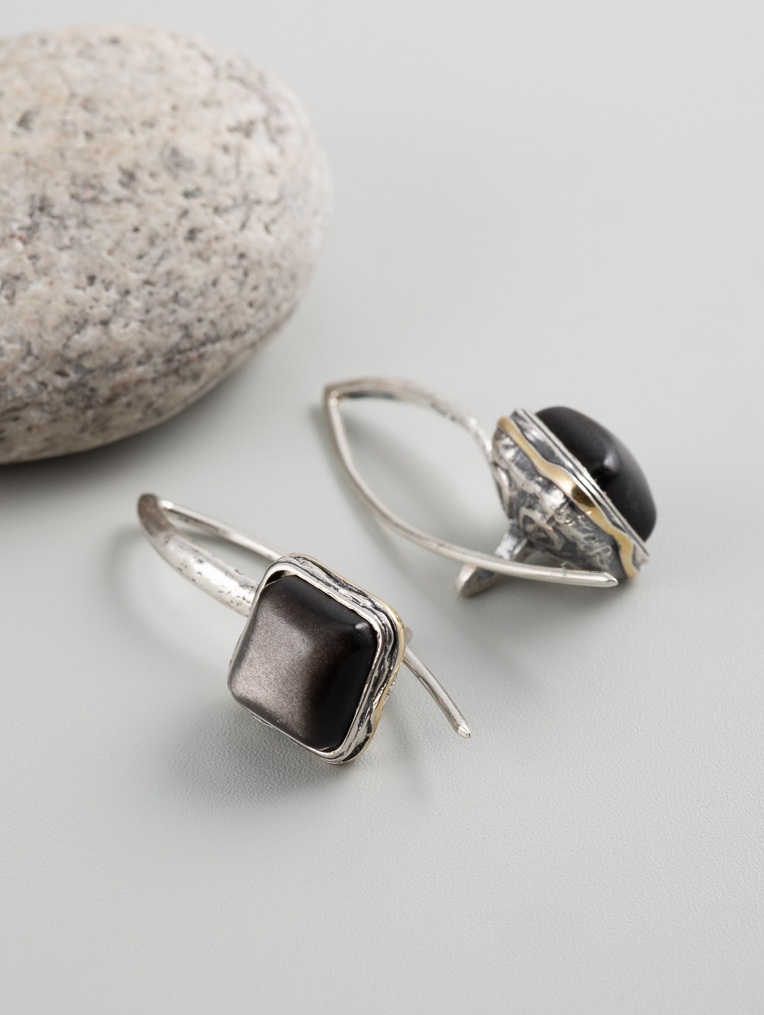 Err1306z Обсидиан Серьги (Ag 925)