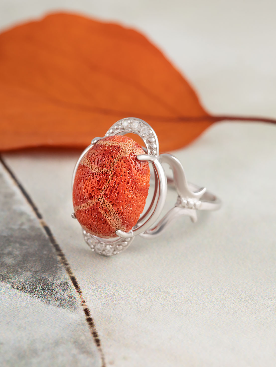 0552R Коралл Кольцо (Ag 925)