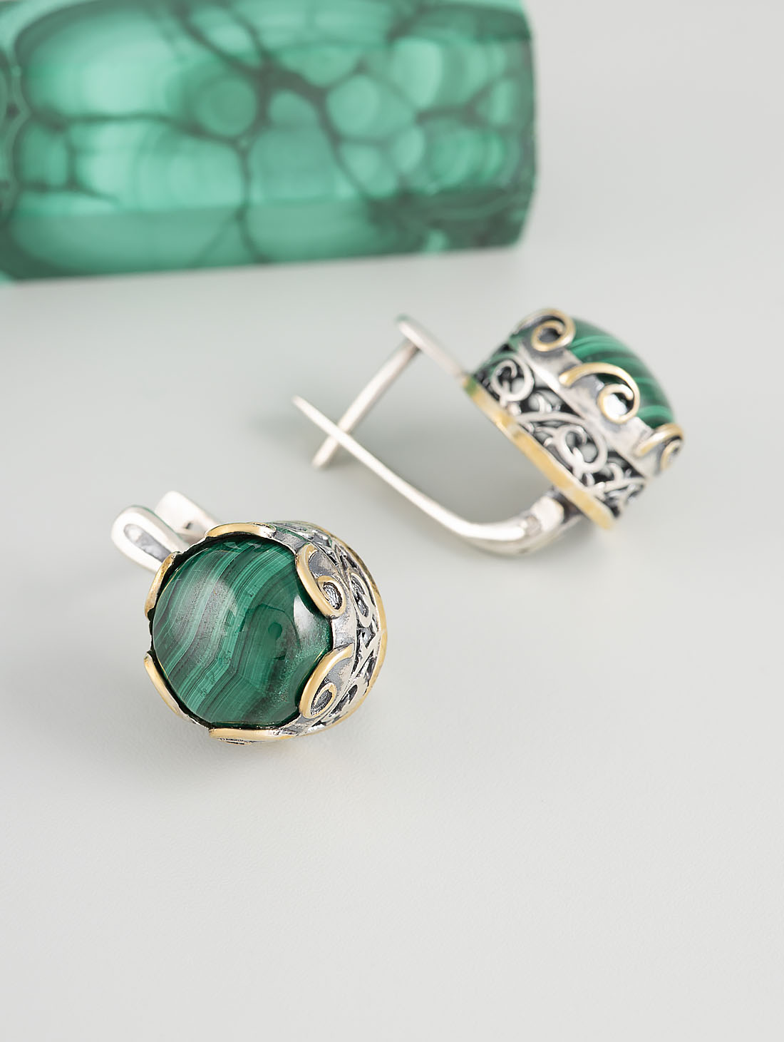 Err1351z Малахит Серьги (Ag 925)