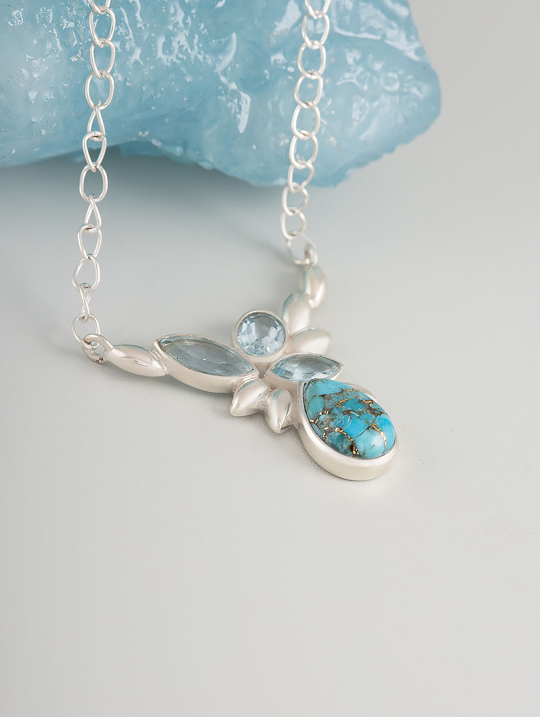 2000003 Колье (Ag 925)