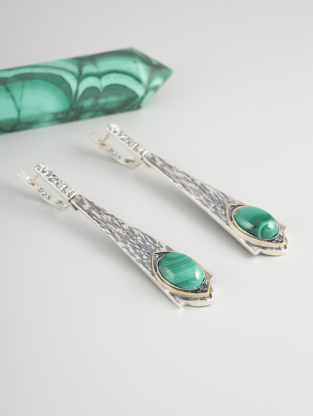 Err1218z Малахит Серьги (Ag 925)