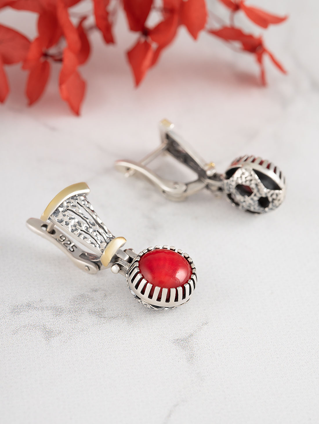 Err1503z Коралл Серьги (Ag 925)