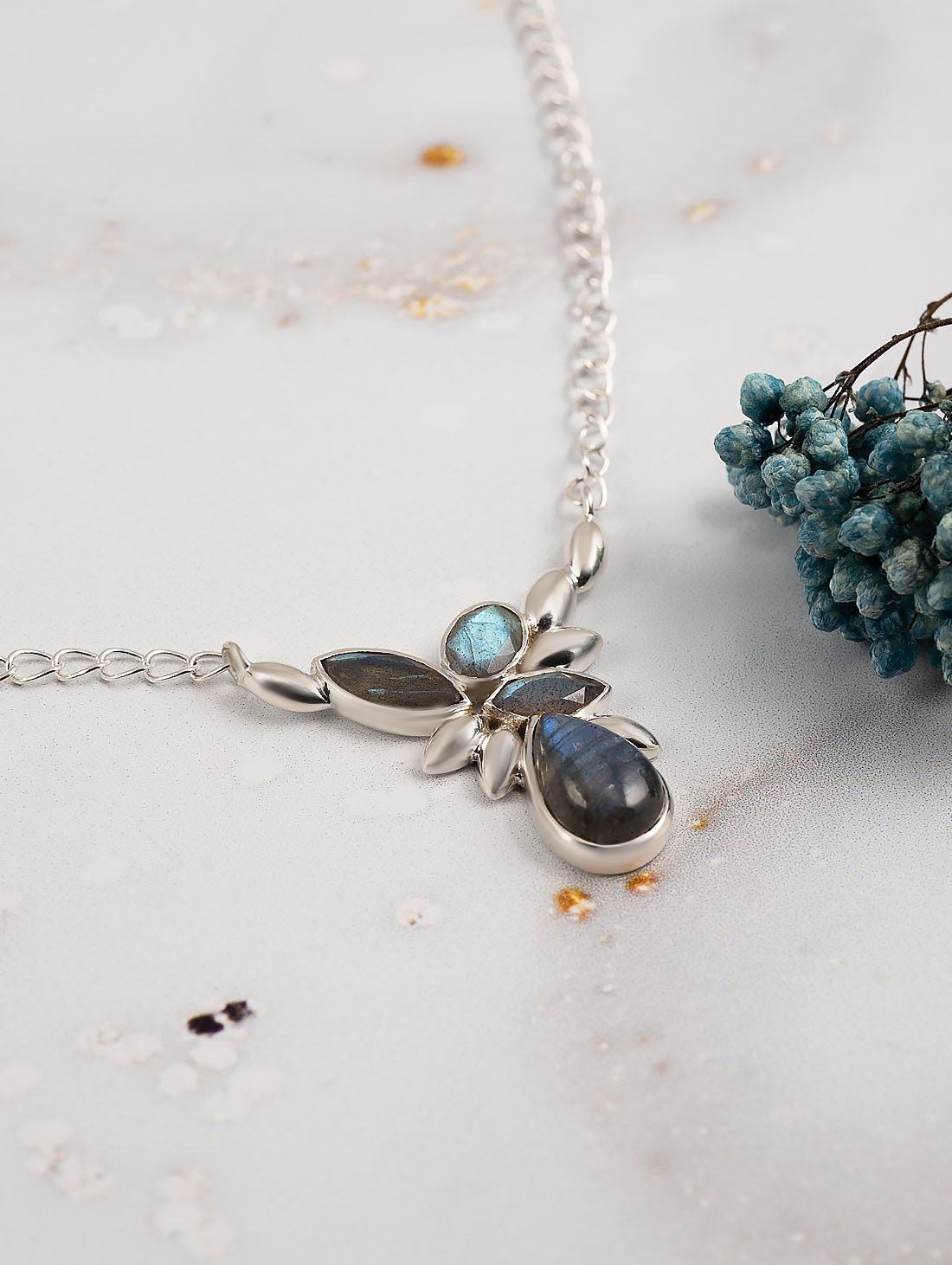 2000002 Колье (Ag 925)