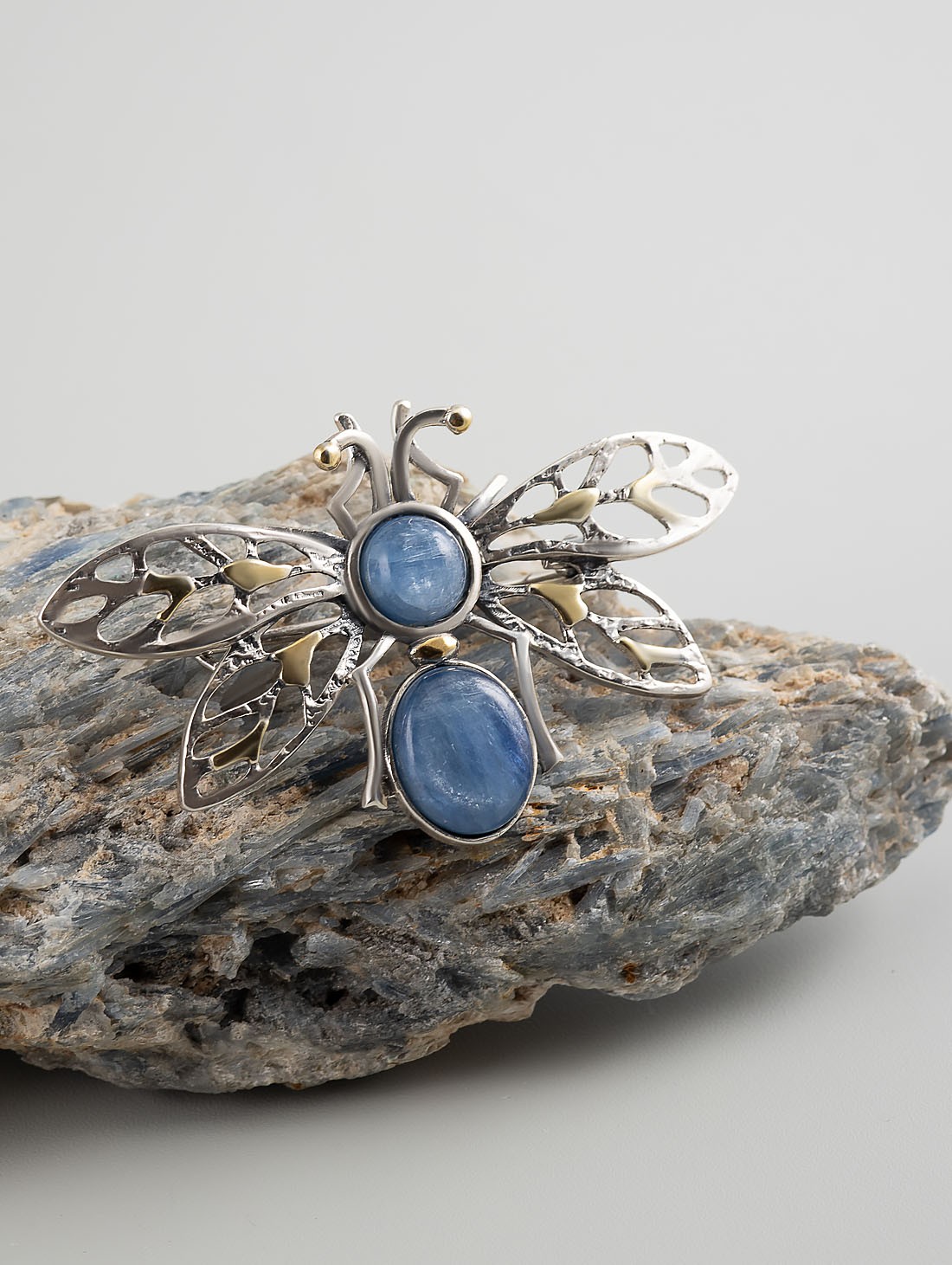 Brr1284z Кианит Брошь (Ag 925)