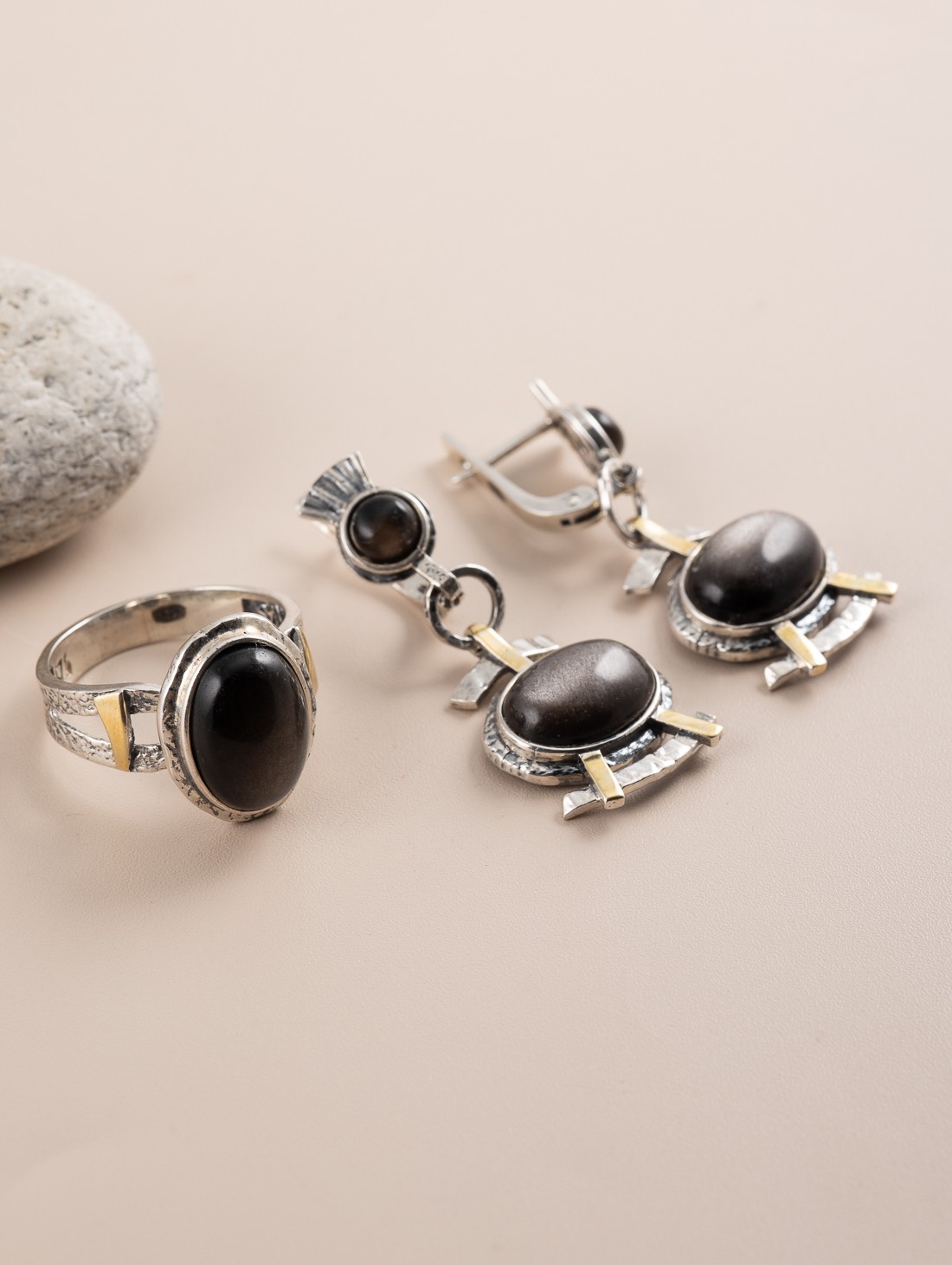 Err1282z Обсидиан Серьги (Ag 925)