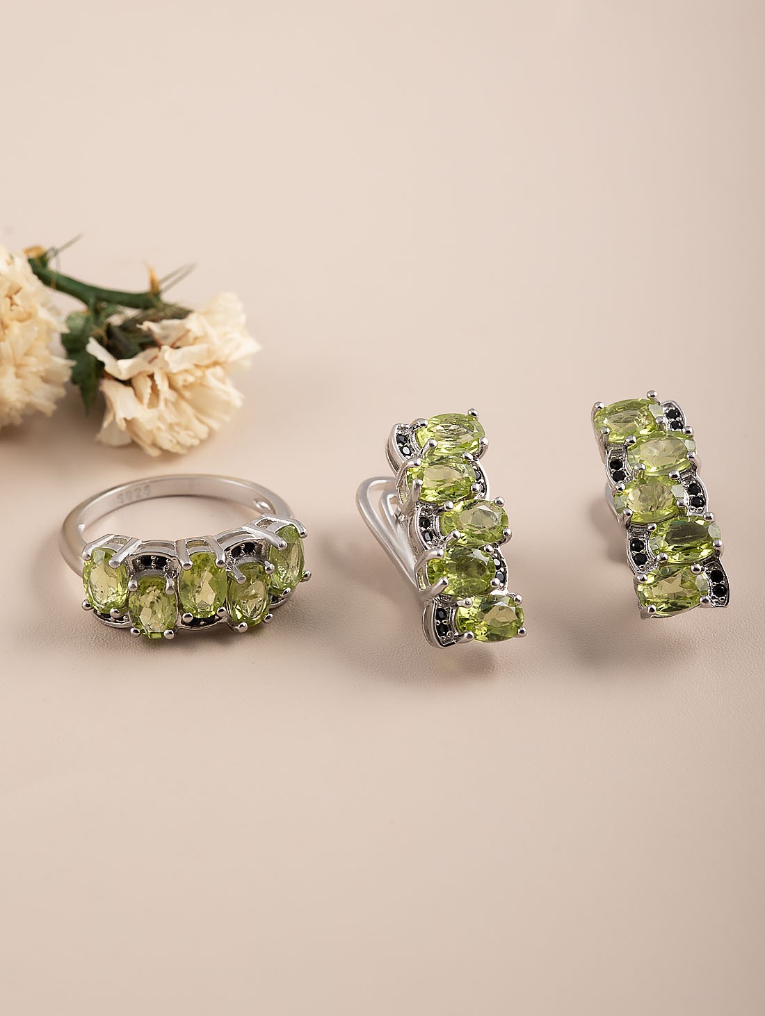 98513 Кольцо (Ag 925)