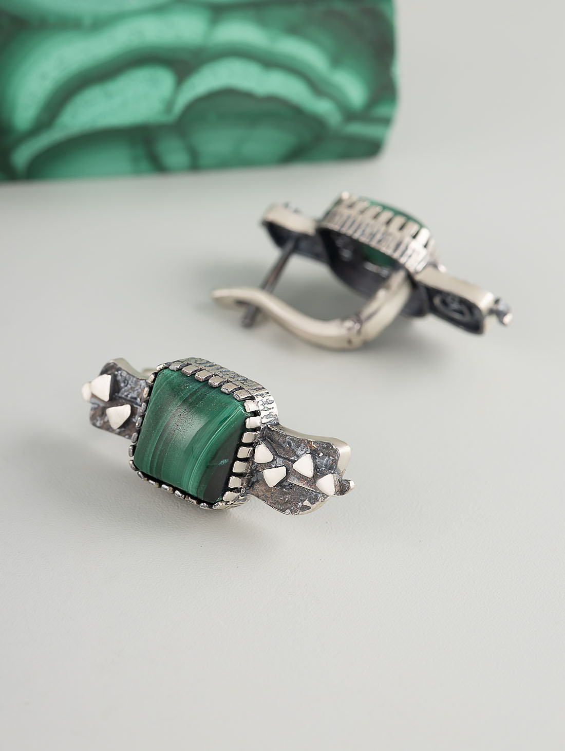 Err1493 Малахит Серьги (Ag 925)