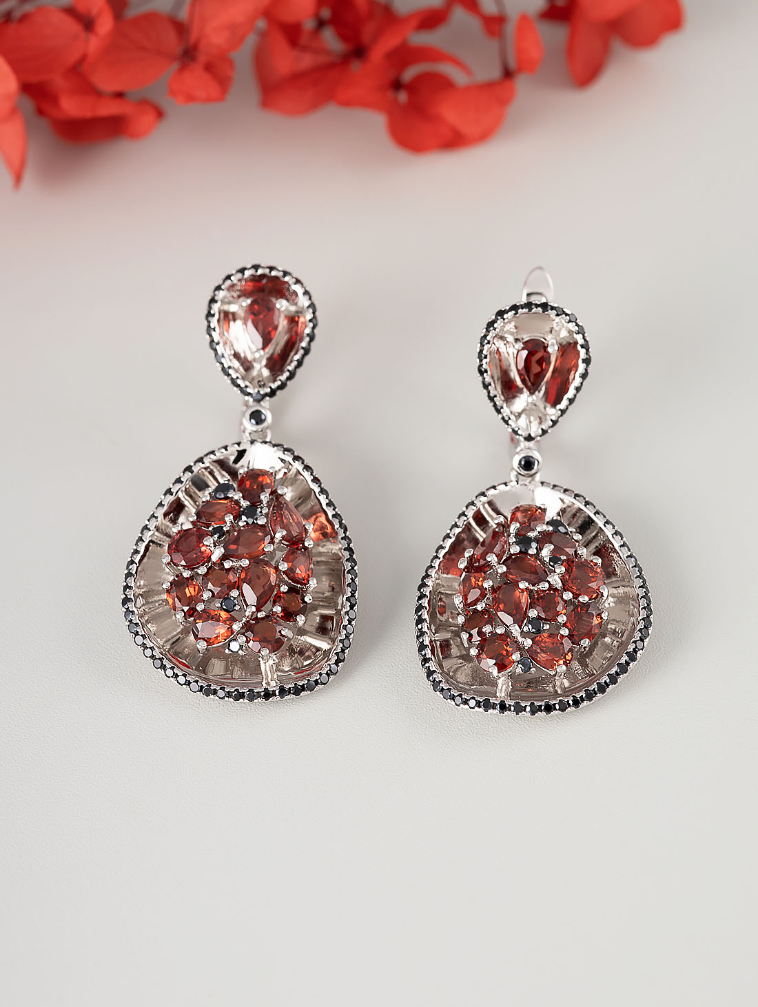 С0422G Гранат Серьги (Ag 925)