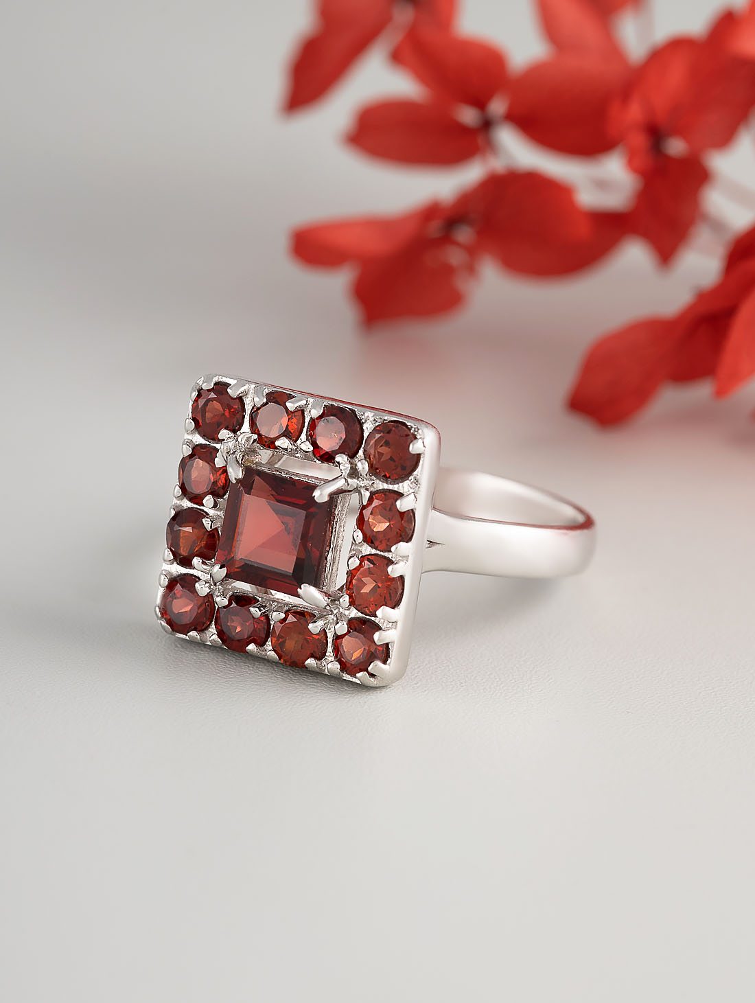 98744 Кольцо (Ag 925)