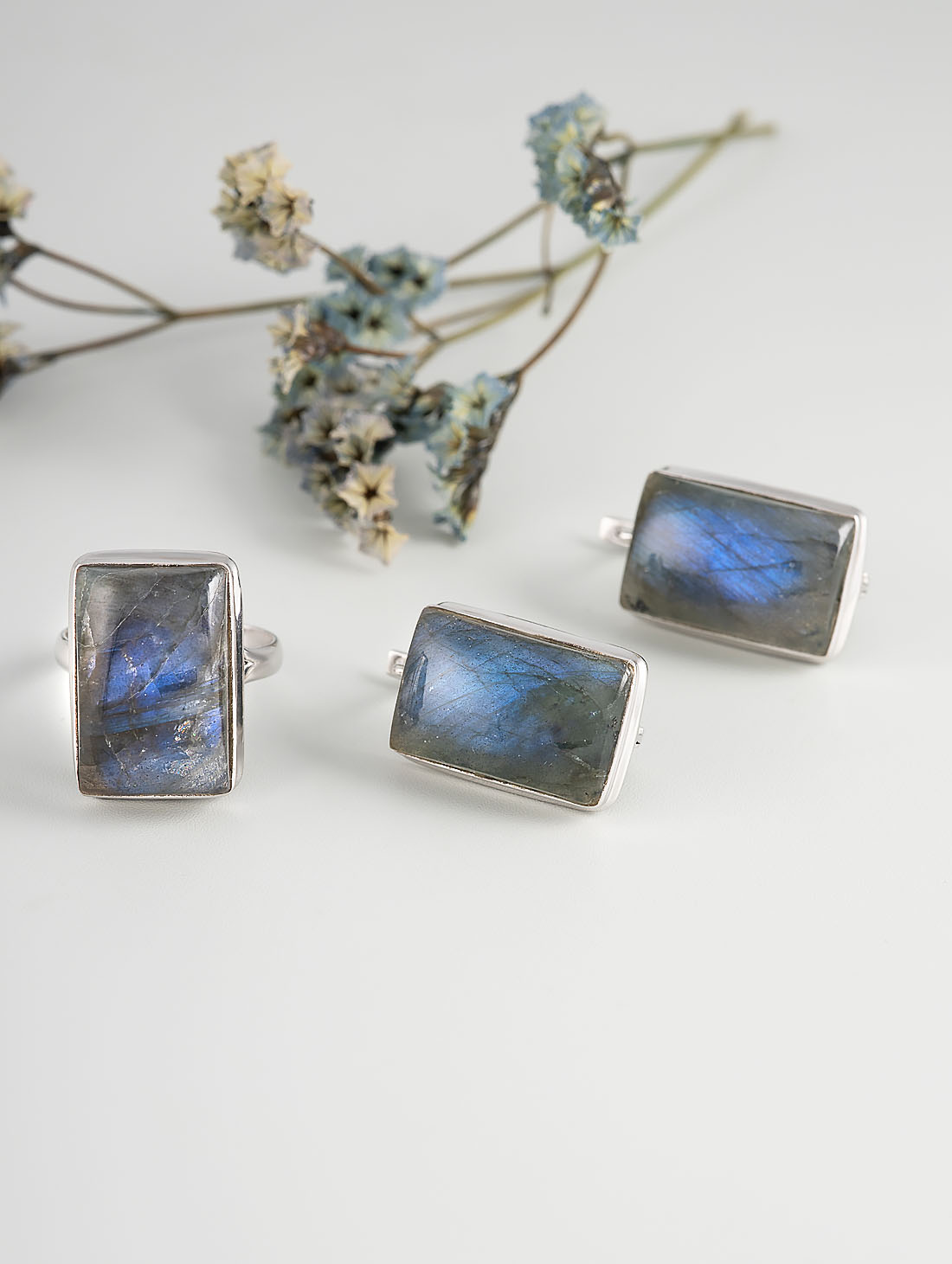 77660 Кольцо (Ag 925)