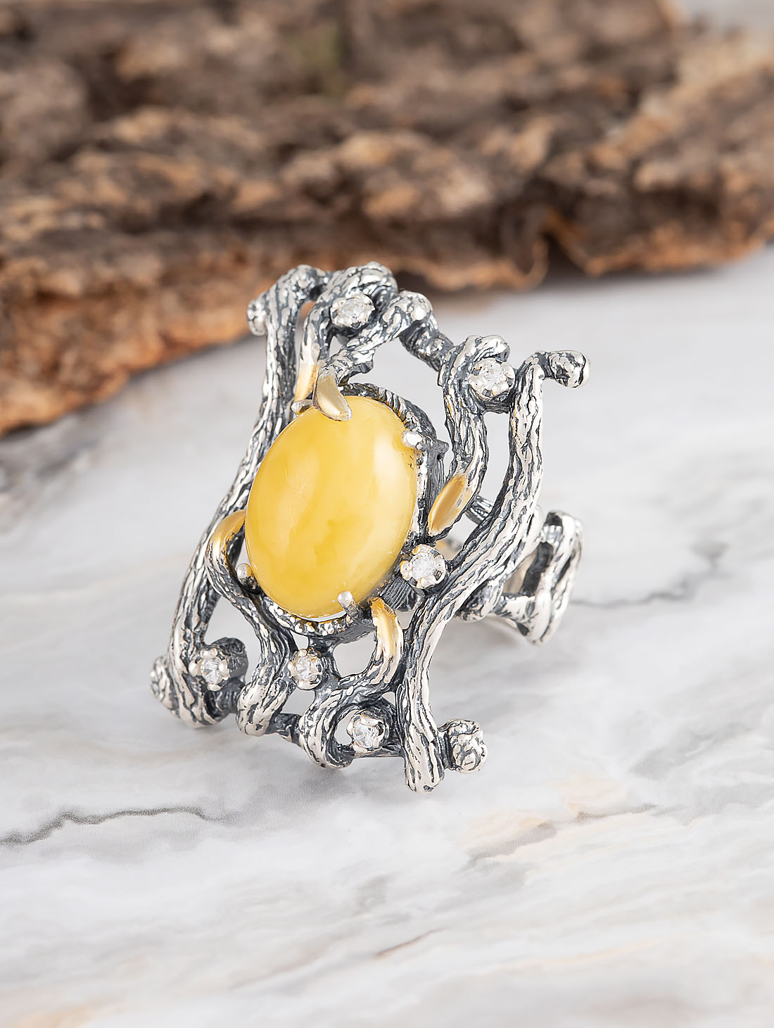 Rrr1103z Янтарь бел Кольцо (Ag 925)