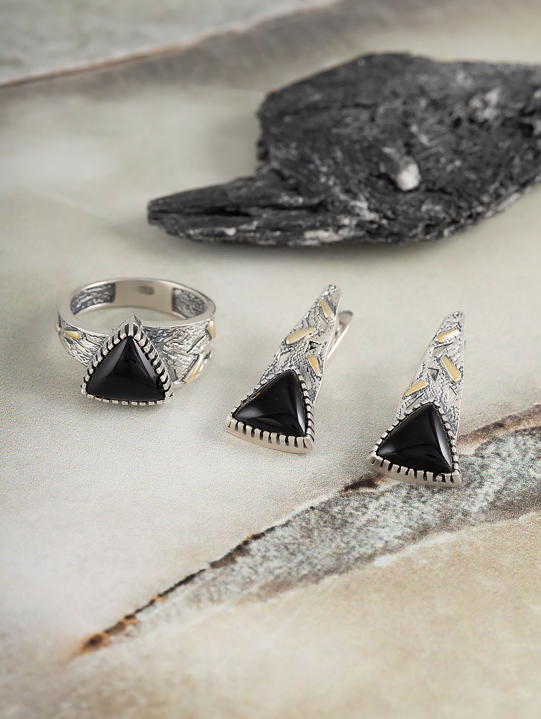 Err1495z Агат Серьги (Ag 925)