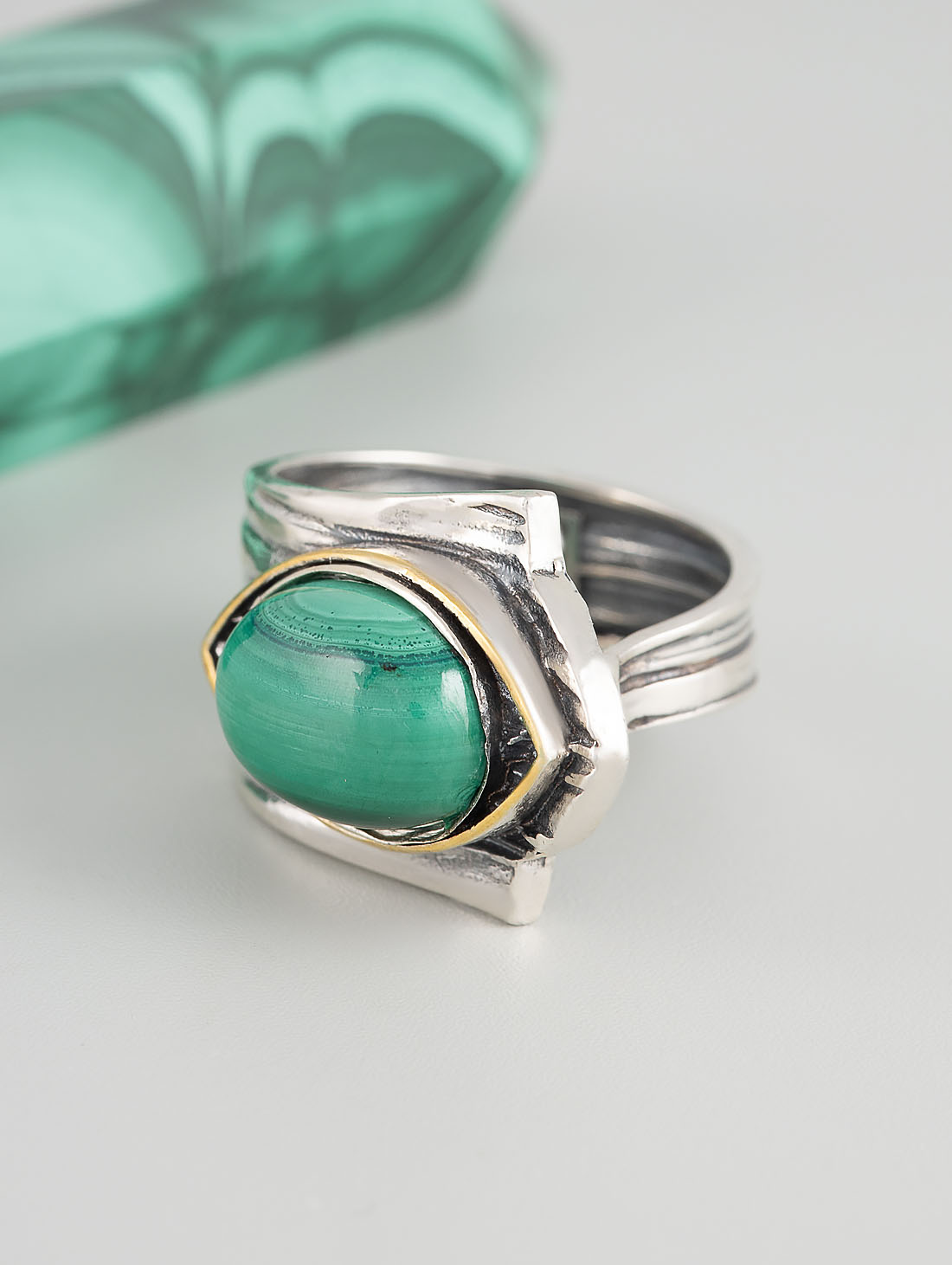 Rrr1218z Малахит Кольцо (Ag 925)