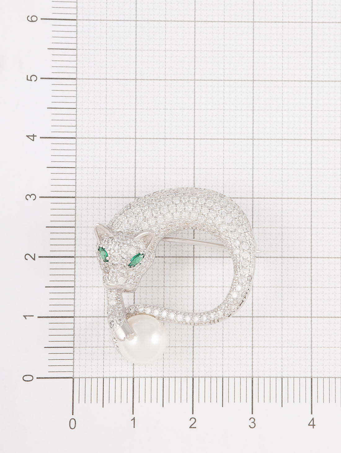 B00212r бел Брошь (Ag 925)