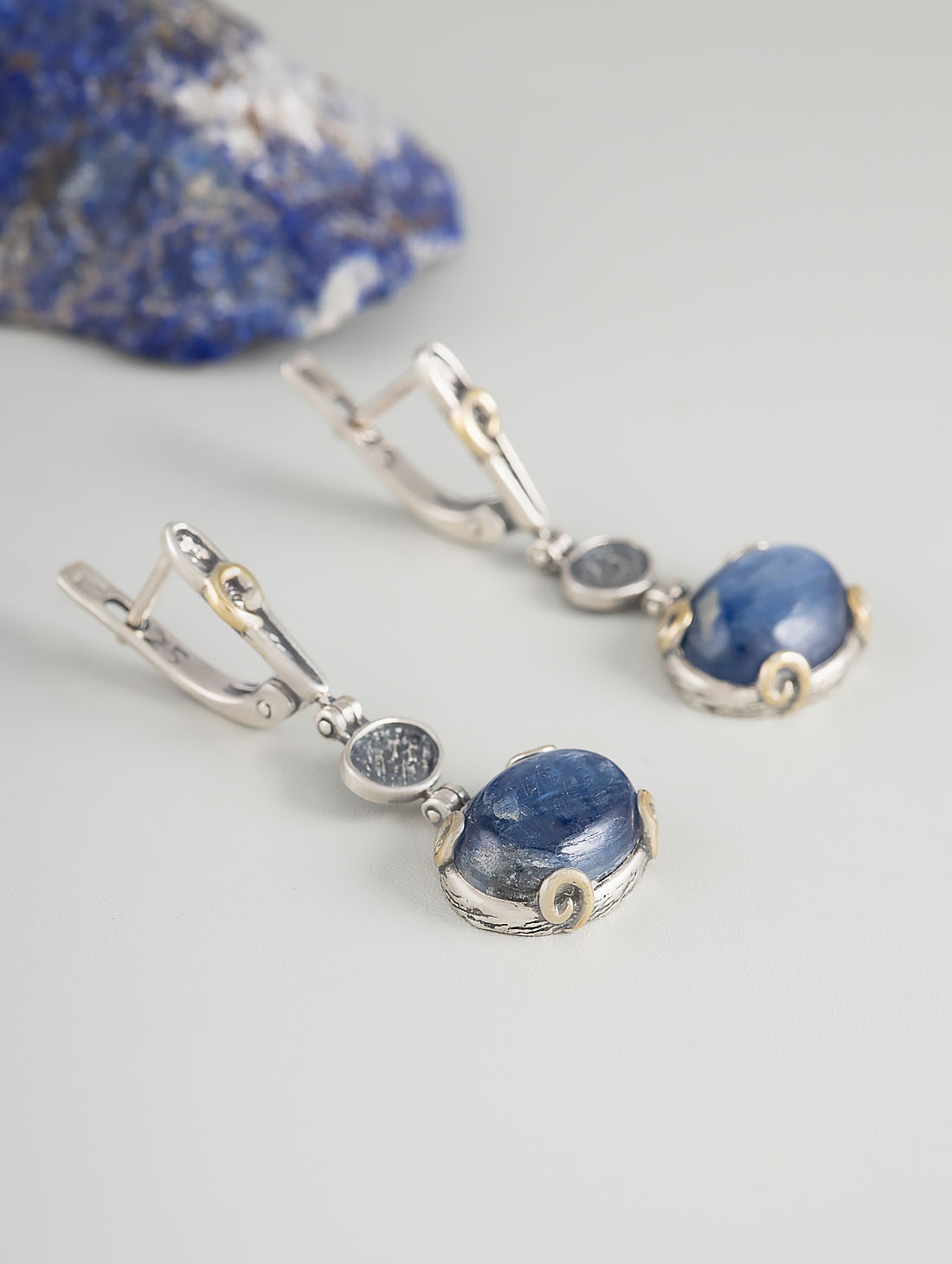 Err1297z Кианит Серьги (Ag 925)