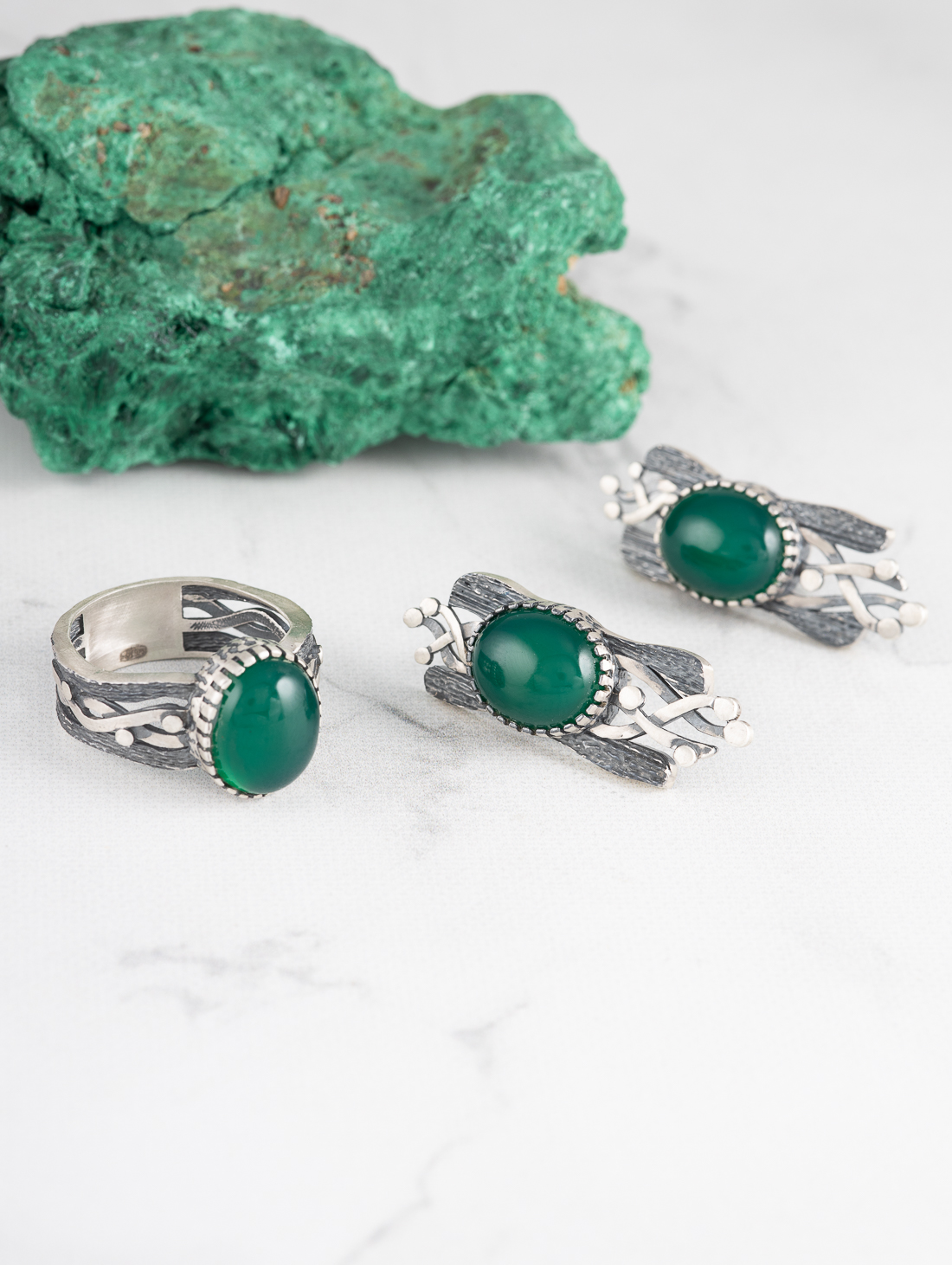 Err1497 Жадеит Серьги (Ag 925)