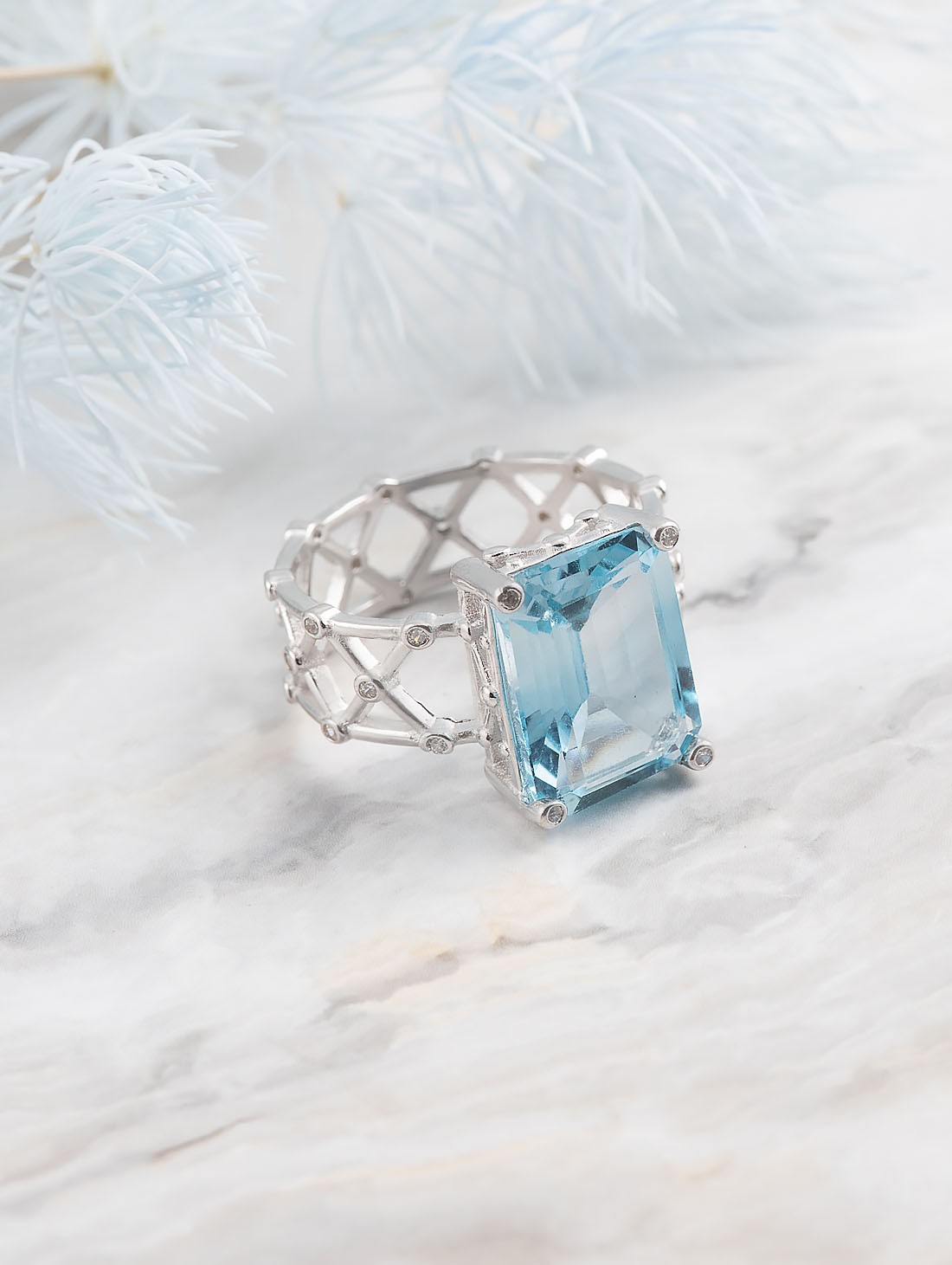 98431 Кольцо (Ag 925)