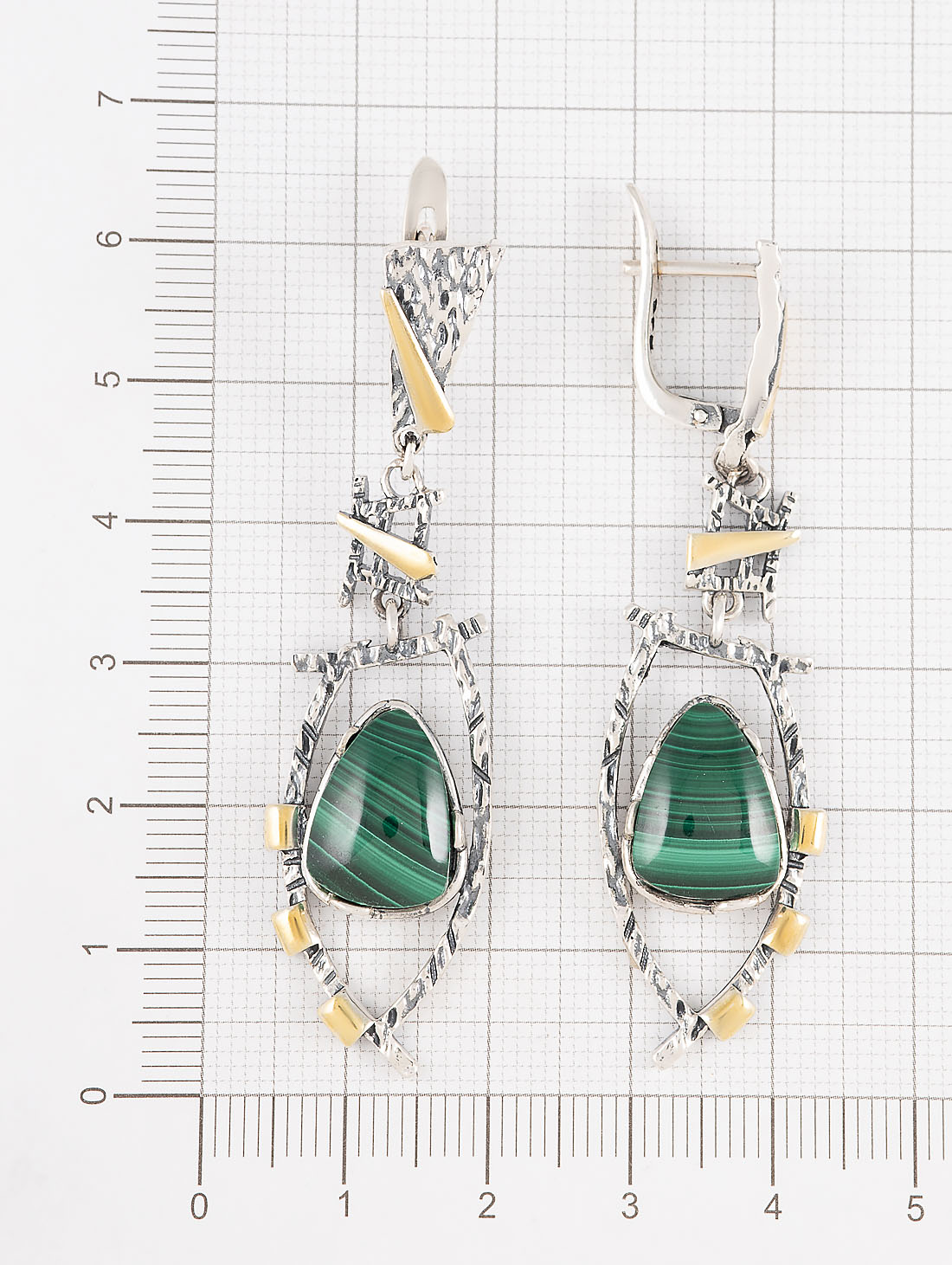 Err1462z Малахит Серьги (Ag 925)