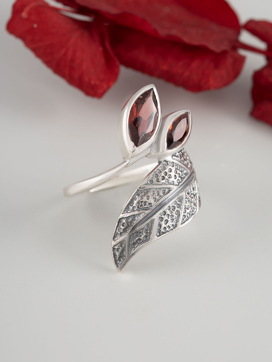 13031 Кольцо (Ag 925)