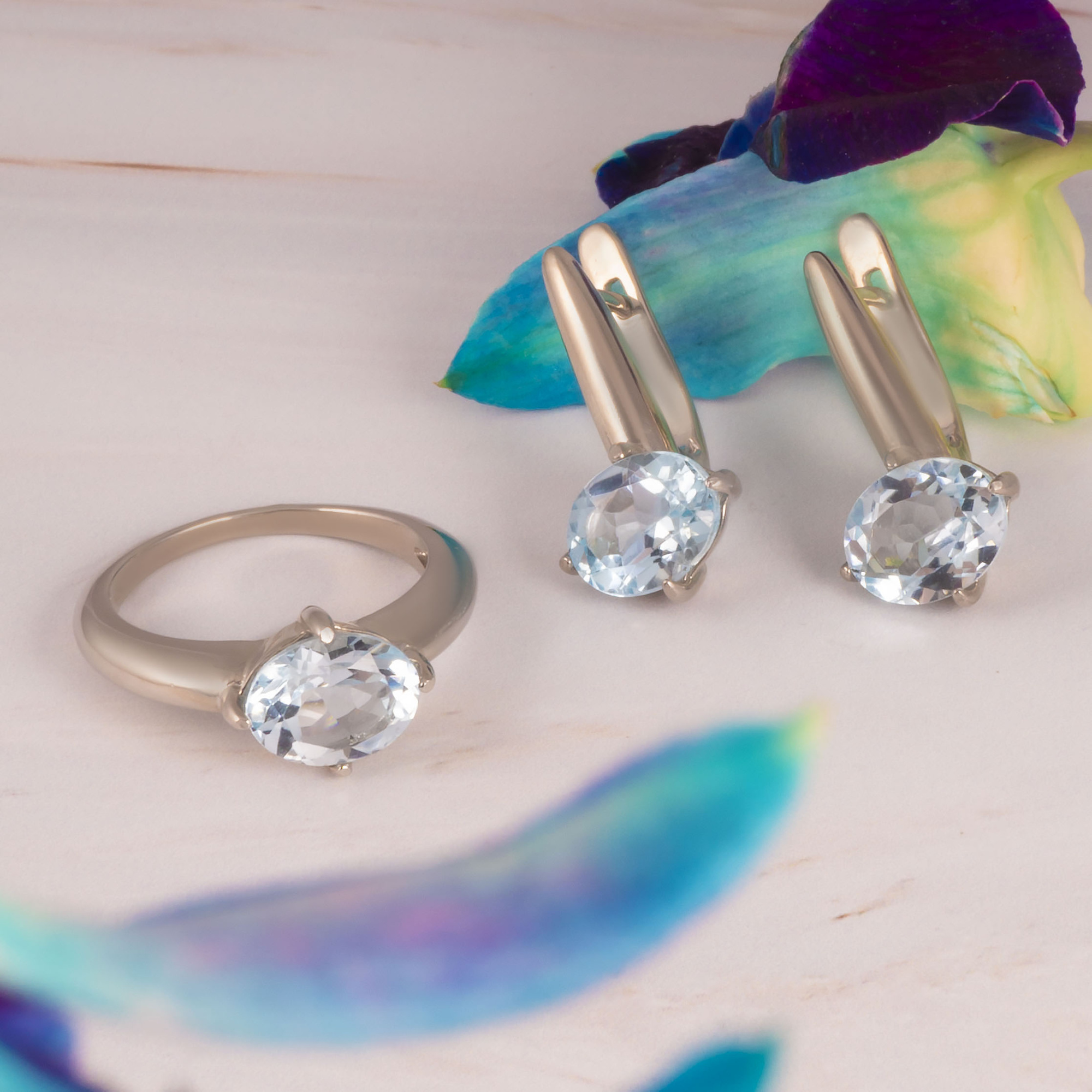 0493211 Кольцо (Ag 925)