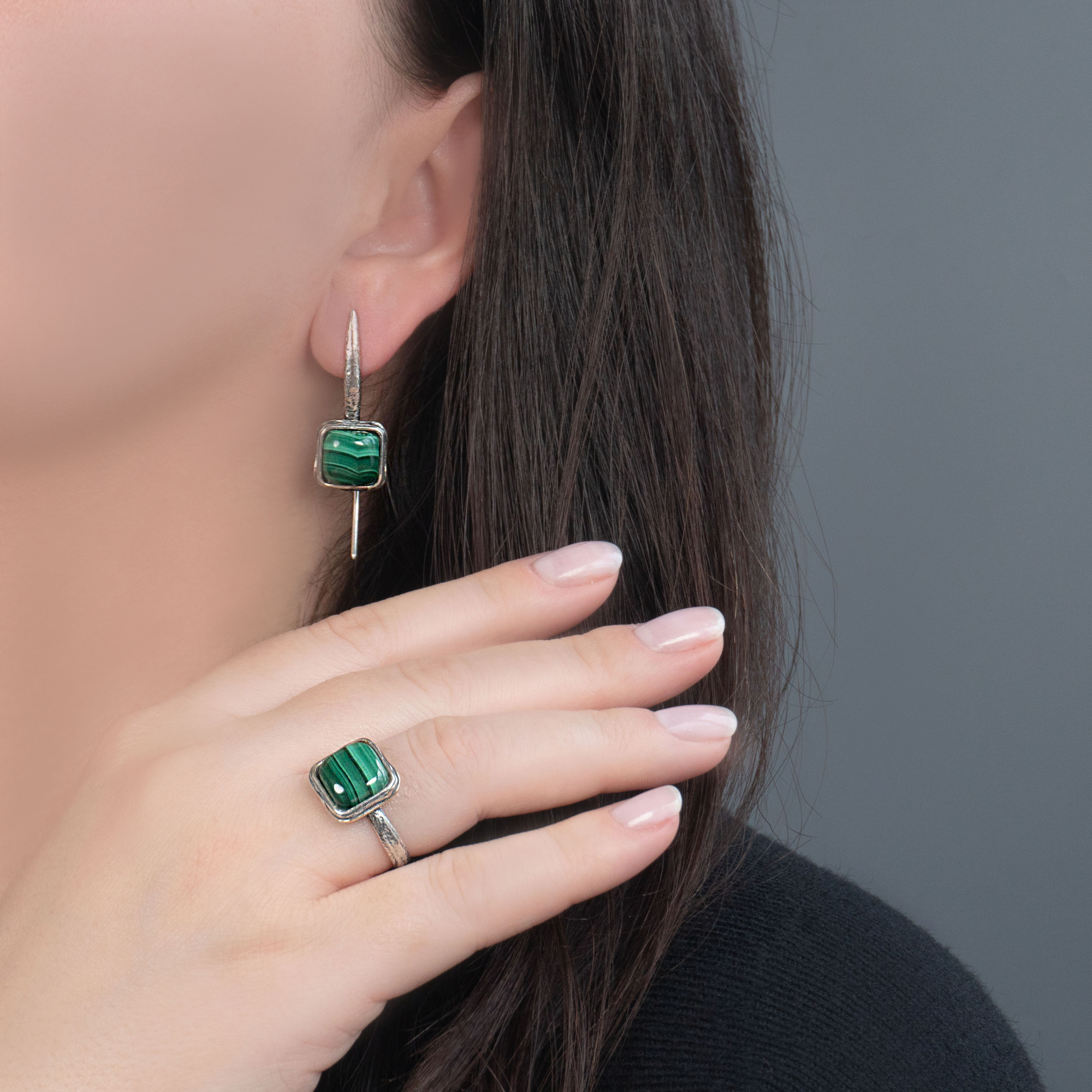 Err1306z Малахит Серьги (Ag 925)