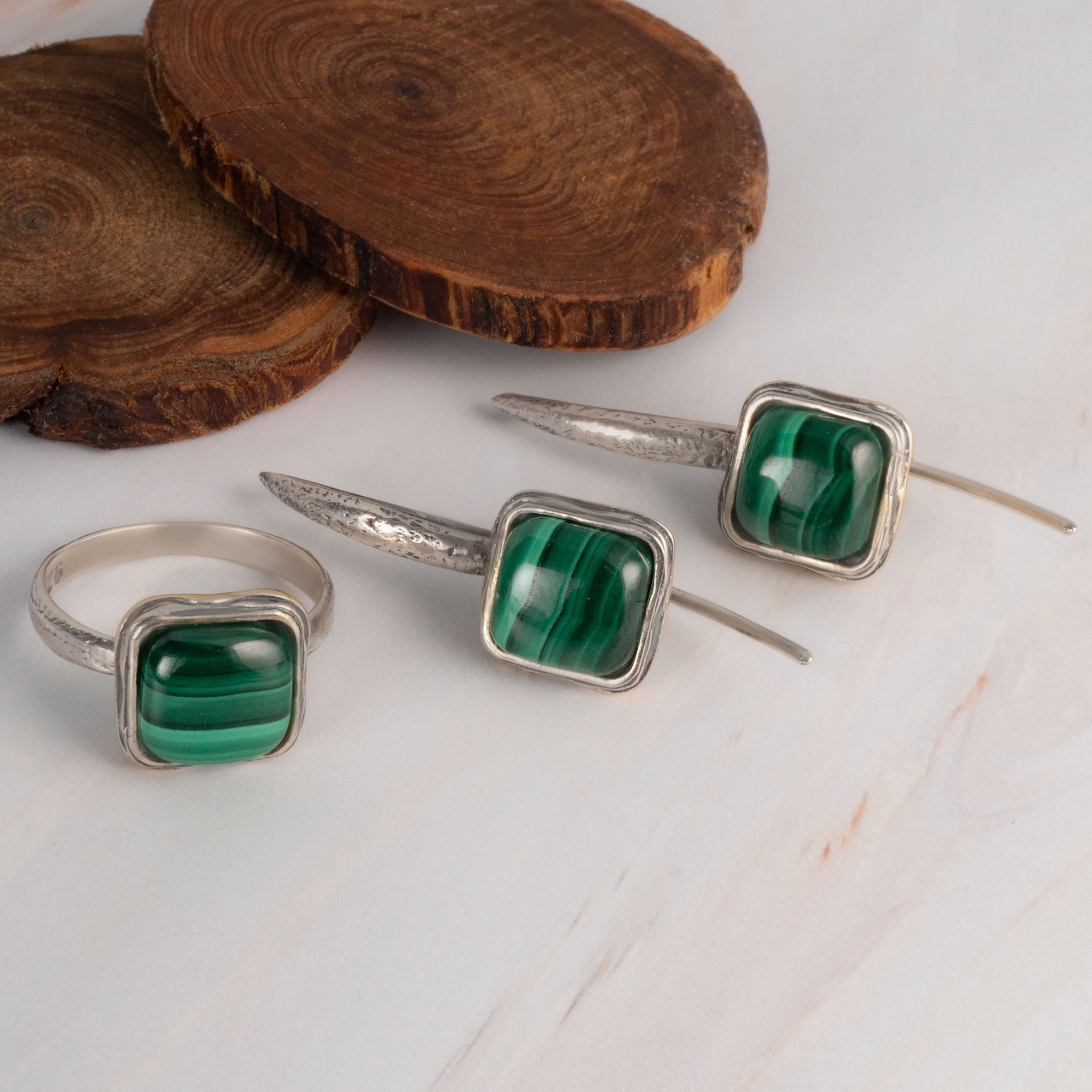 Err1306z Малахит Серьги (Ag 925)